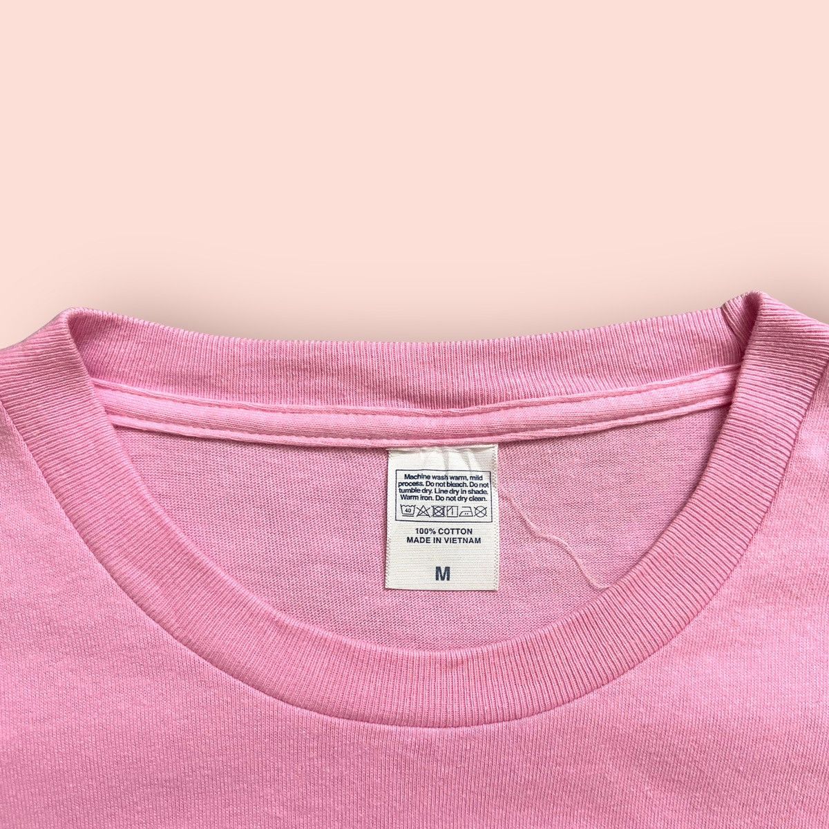 Anime × Cartoon Network × Japanese Brand LIMITED EDITION 2019 GUNDAM X HELLO KITTY PINK TEE Size US M / EU 48-50 / 2 - 10 Thumbnail