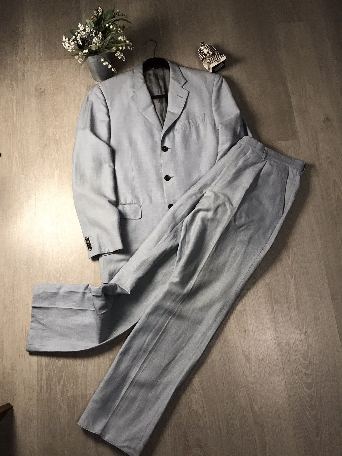 Givenchy Givenchy gentleman Lana Lino luxury suit Size 40R - 1 Thumbnail