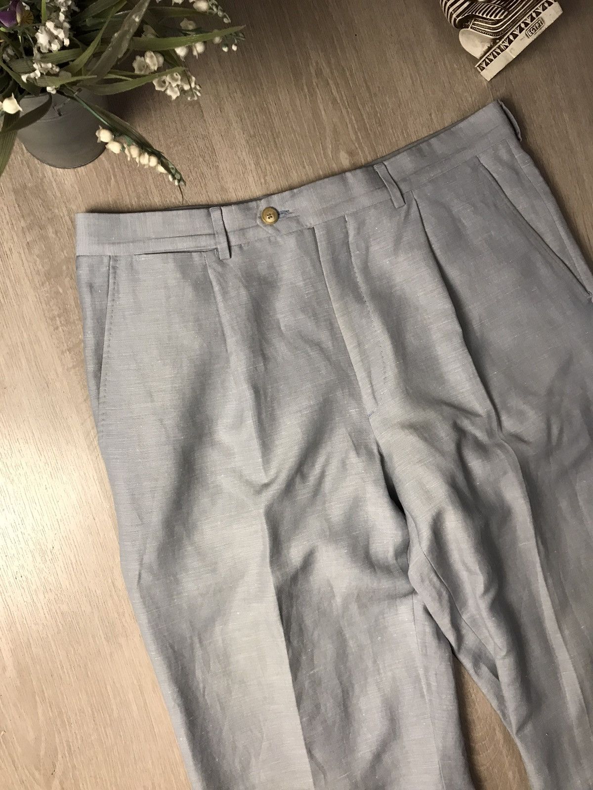 Givenchy Givenchy gentleman Lana Lino luxury suit Size 40R - 19 Thumbnail