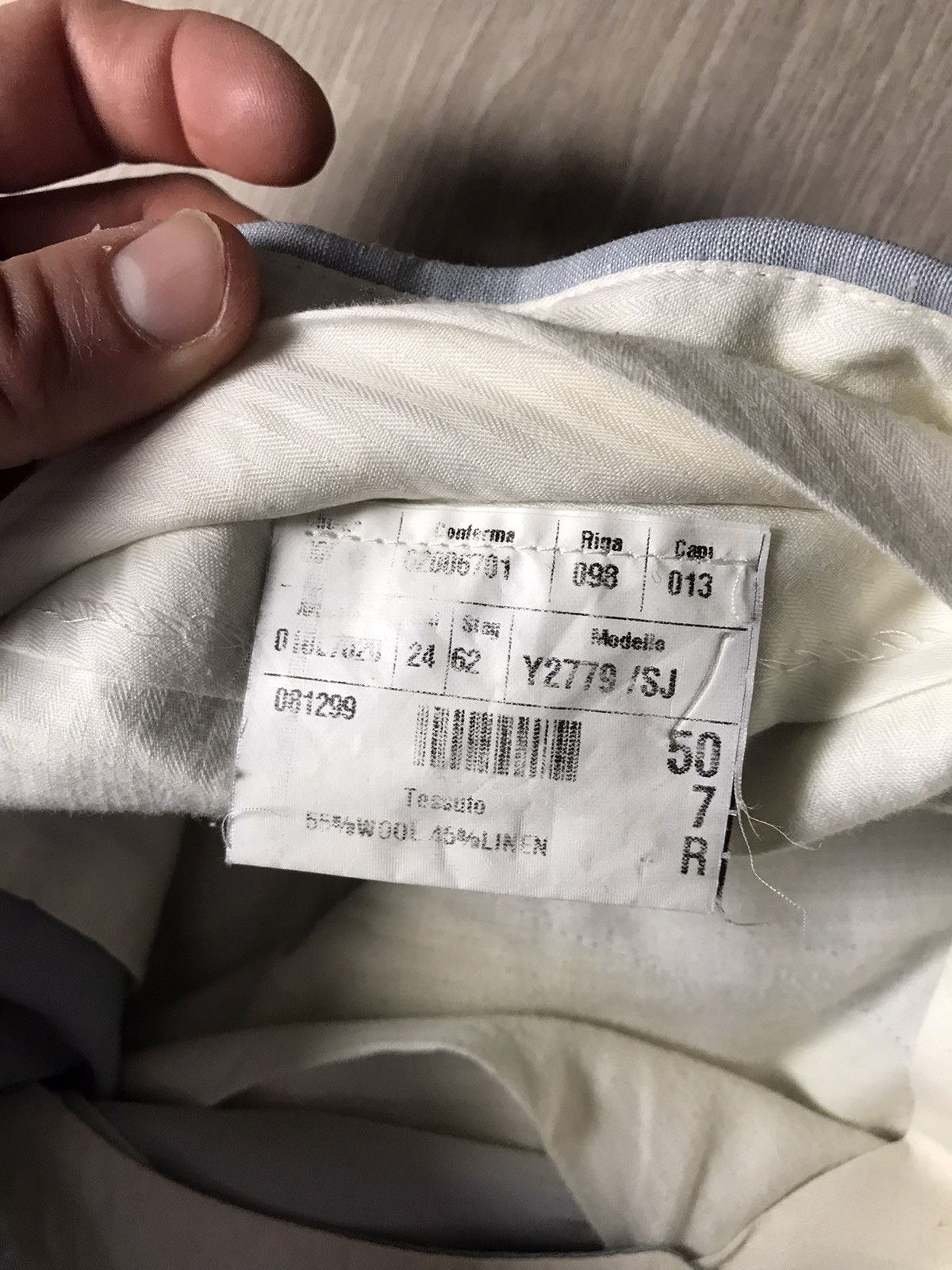Givenchy Givenchy gentleman Lana Lino luxury suit Size 40R - 24 Thumbnail