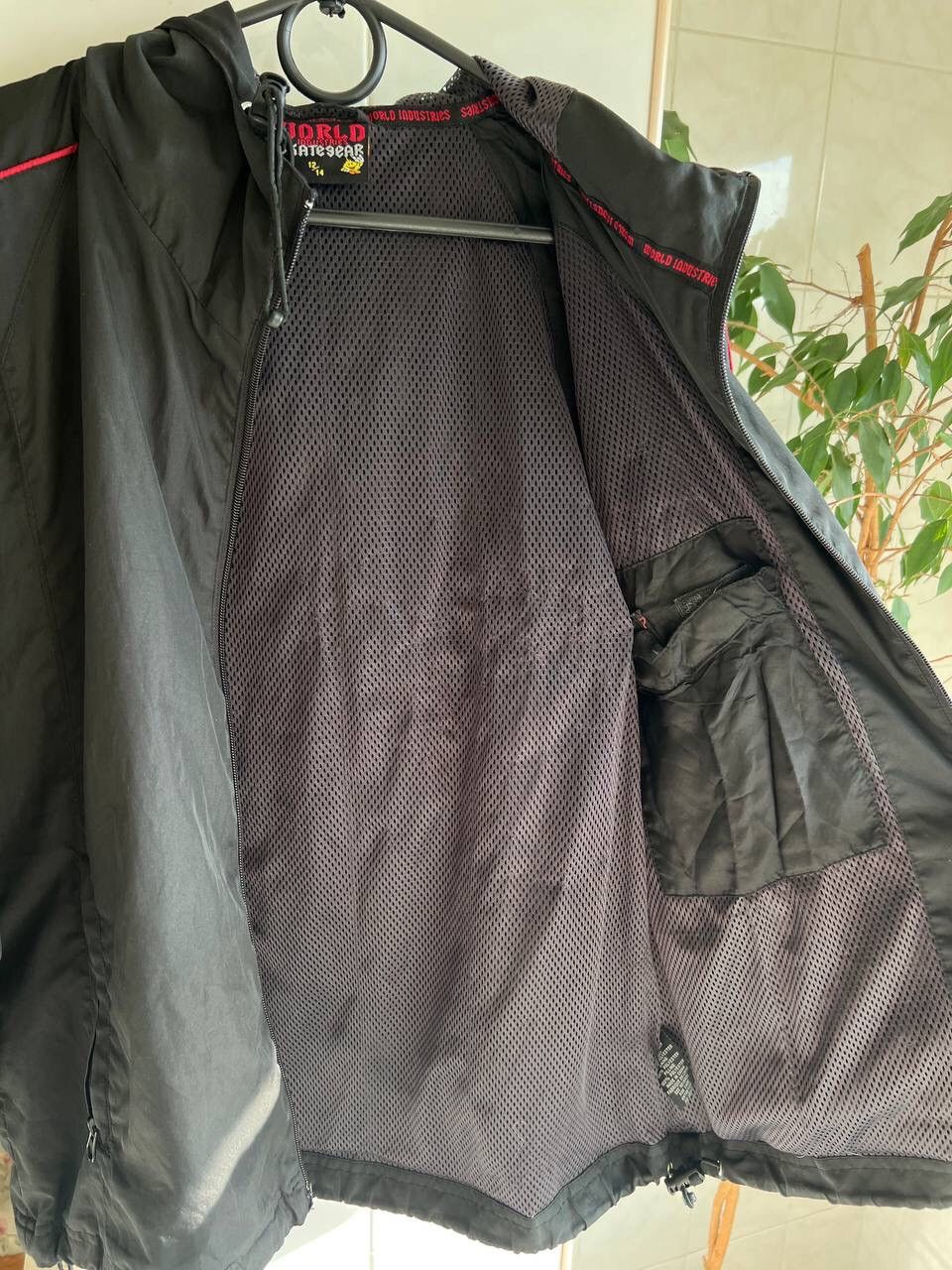 Vintage Vintage World Industries Jacket Black Size US S / EU 44-46 / 1 - 7 Thumbnail