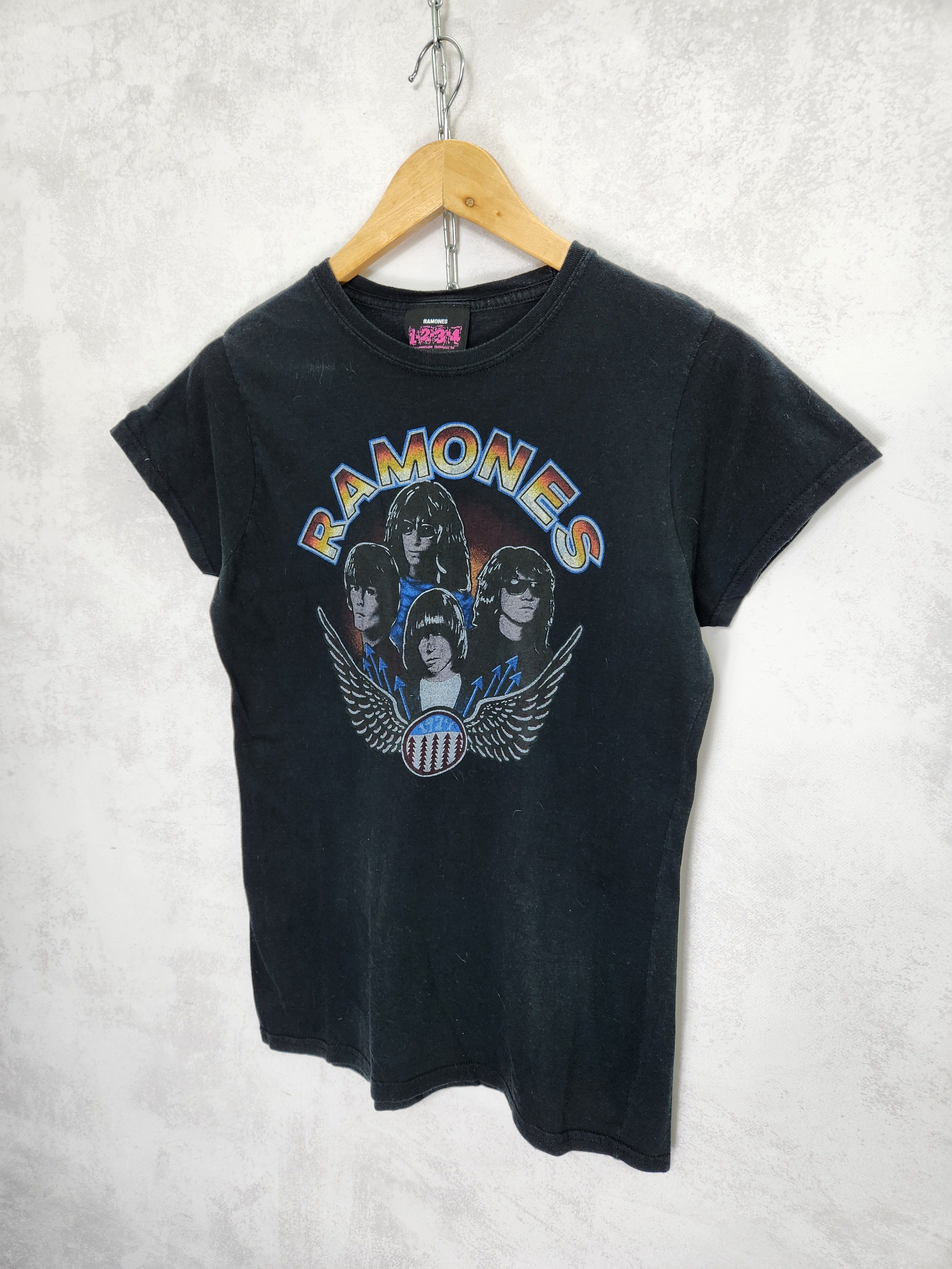 Band Tees Vintage Ramones Band tee 1979 Size US S / EU 44-46 / 1 - 2 Thumbnail