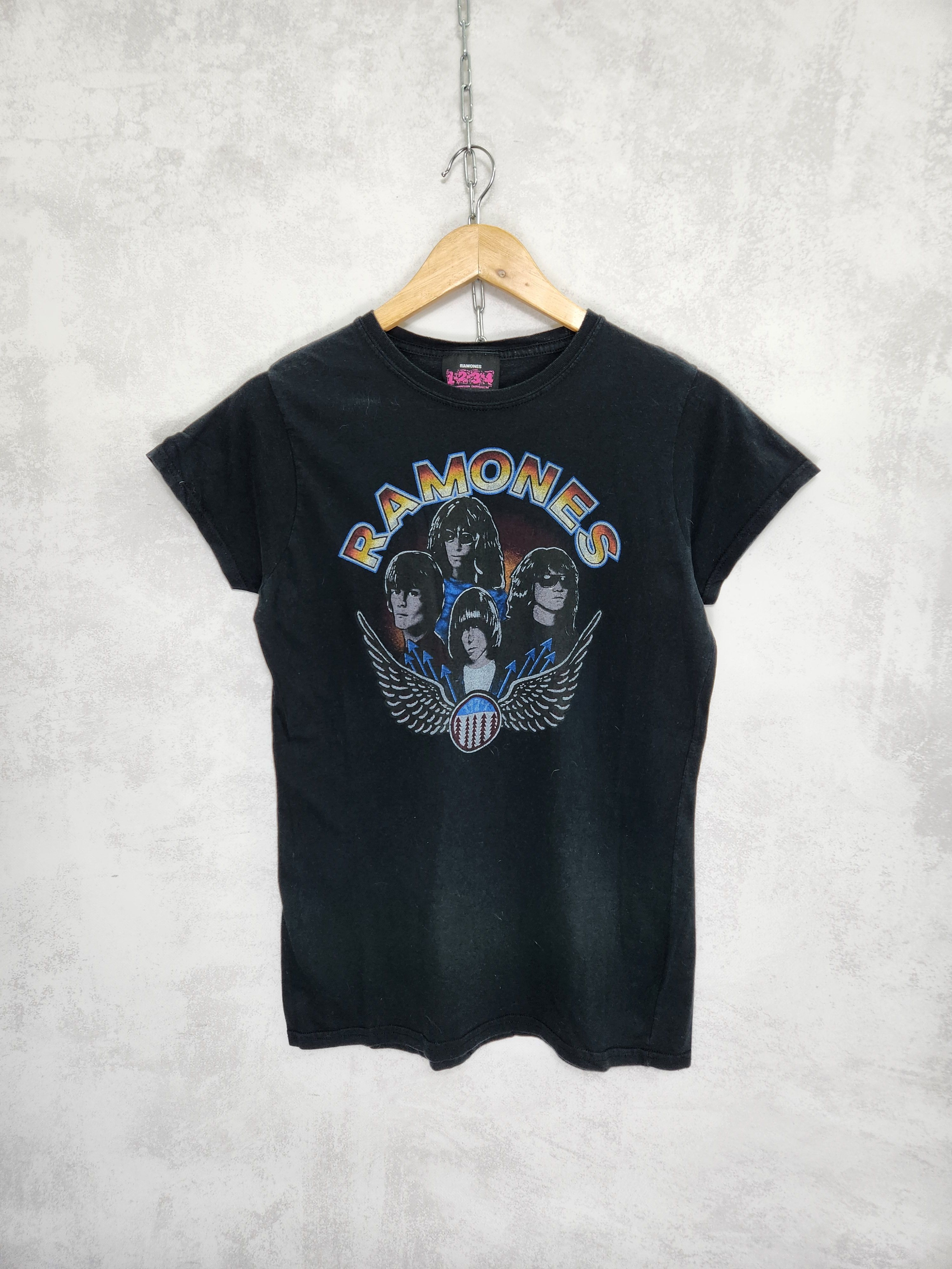 Band Tees Vintage Ramones Band tee 1979 Size US S / EU 44-46 / 1 - 1 Thumbnail