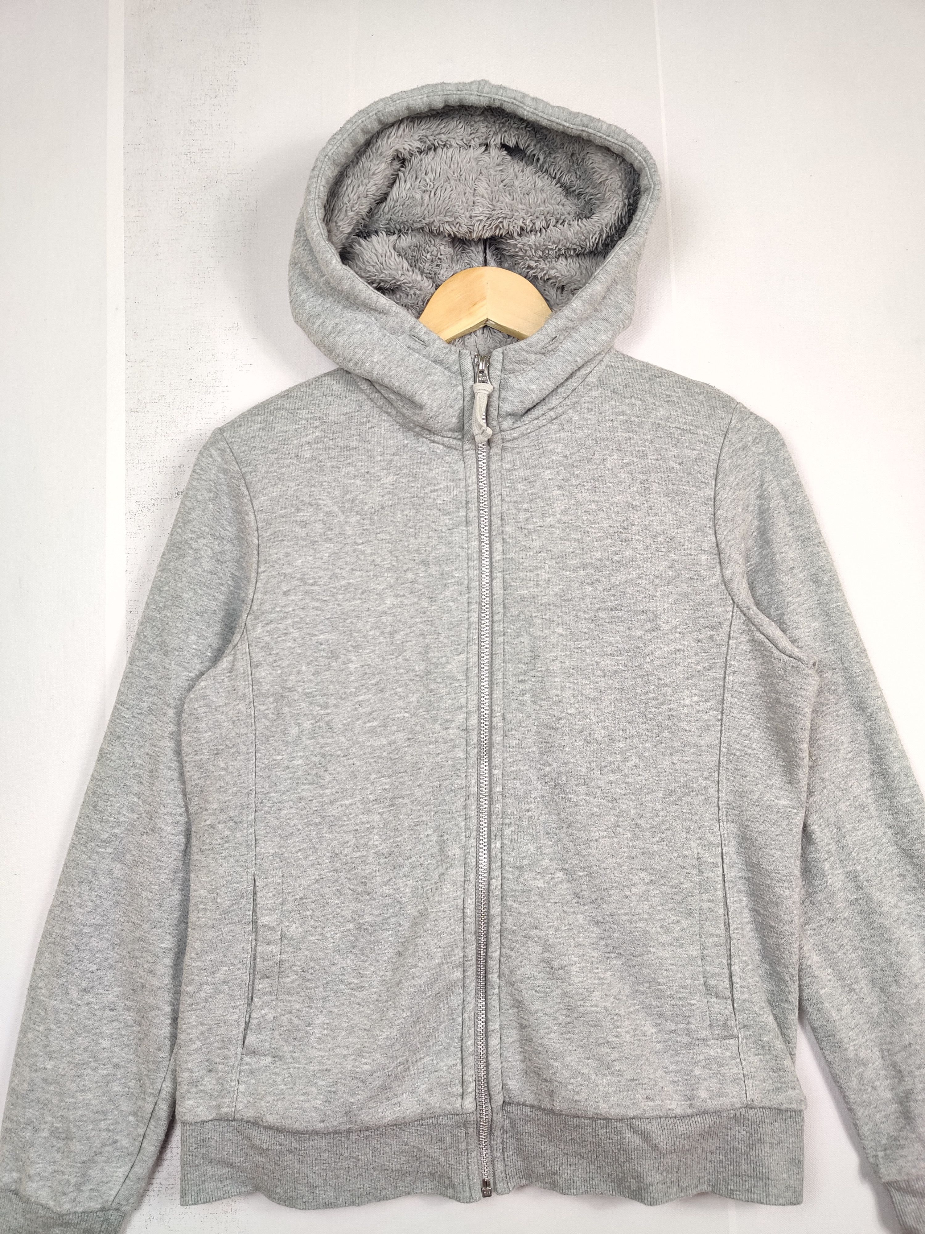Uniqlo Vintage Uniqlo Plain Fleece Zip Up Sweater Hoodie Size US L / EU 52-54 / 3 - 4 Thumbnail
