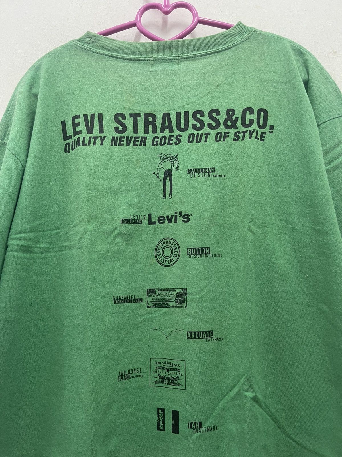 Levi's Rare Vintage LEVIS Red Tab Tee Size US L / EU 52-54 / 3 - 2 Thumbnail