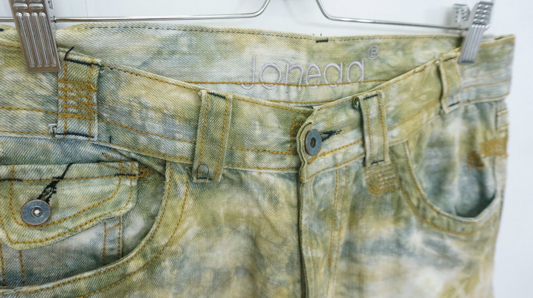 Japanese Brand Rare Japanese Brand JONEAA Tie Dye Camo Short Rise Jeans Size US 31 - 7 Thumbnail