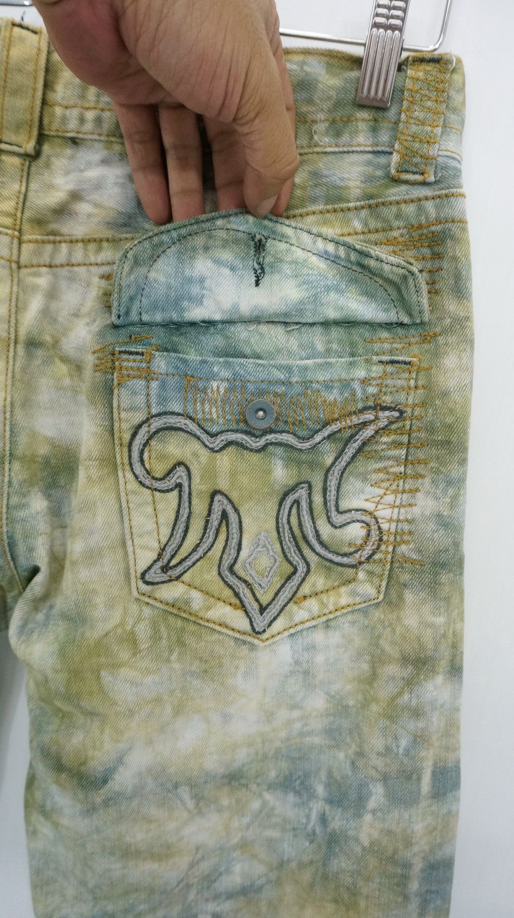Japanese Brand Rare Japanese Brand JONEAA Tie Dye Camo Short Rise Jeans Size US 31 - 8 Thumbnail