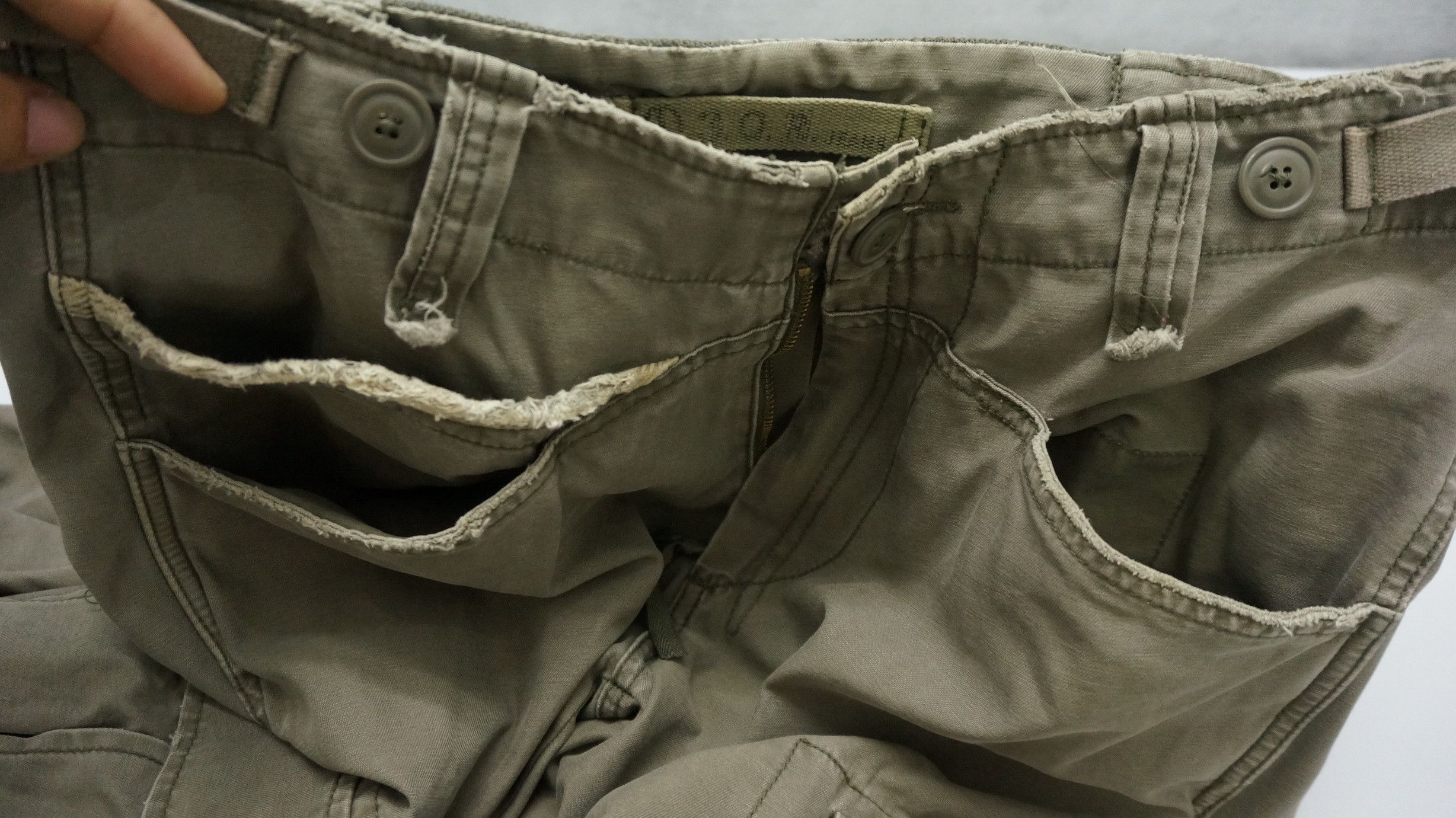 Japanese Brand Vintage Japan Military Parachute Style Bondage Cargo Pants Size US 30 / EU 46 - 21 Thumbnail