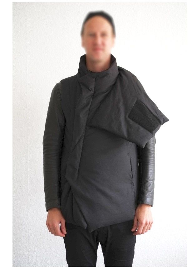 Julius goose down padded vest Size US L / EU 52-54 / 3 - 2 Thumbnail