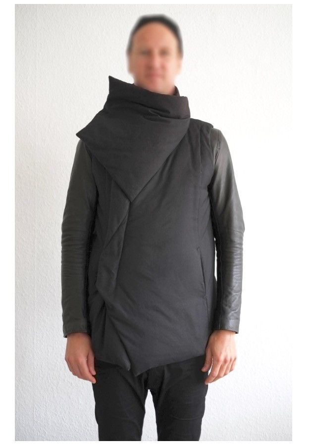 Julius goose down padded vest Size US L / EU 52-54 / 3 - 1 Thumbnail