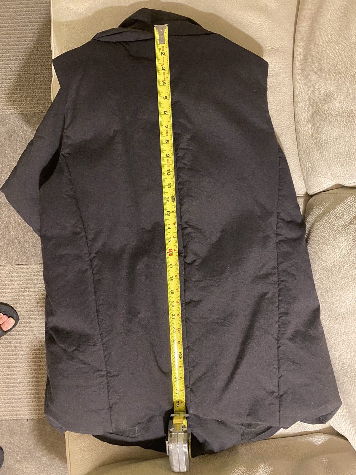Julius goose down padded vest Size US L / EU 52-54 / 3 - 8 Thumbnail
