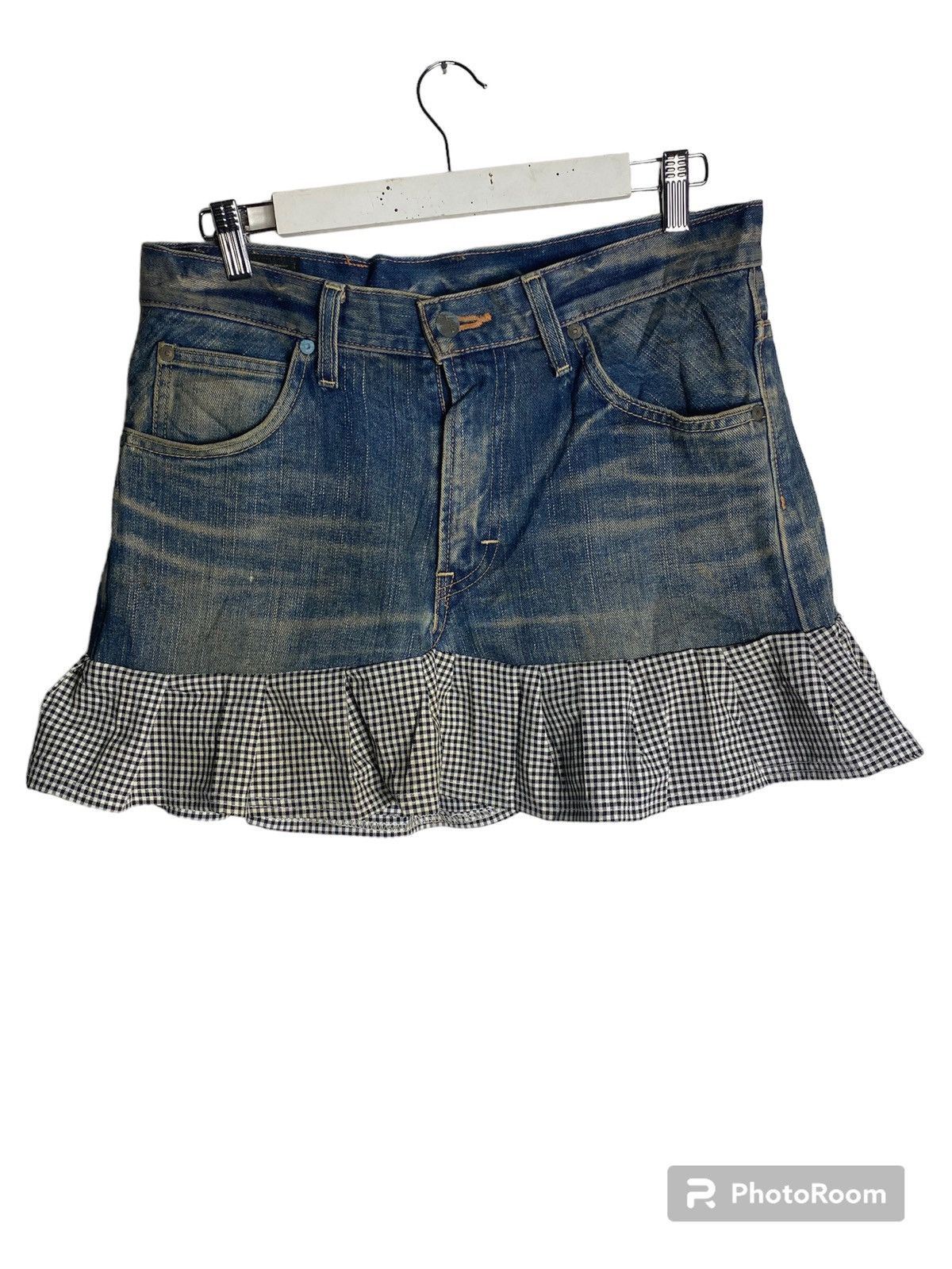 Lee LEE SANFORIZED DENIM MINI SKIRT Size 29" - 1 Thumbnail