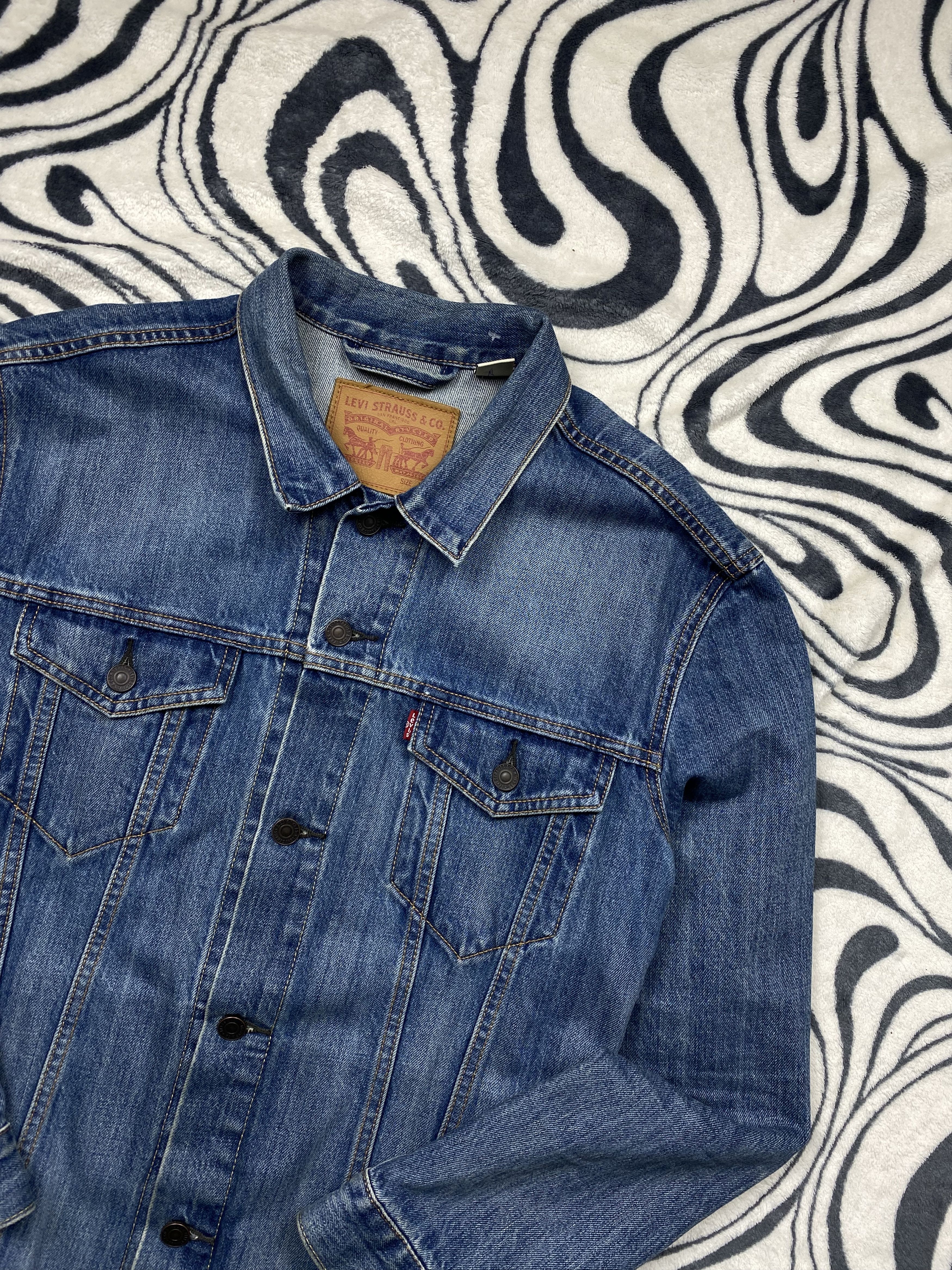 Levi's Levis Vintage Mens Denim Jacket Jeans Size US XL / EU 56 / 4 - 2 Thumbnail