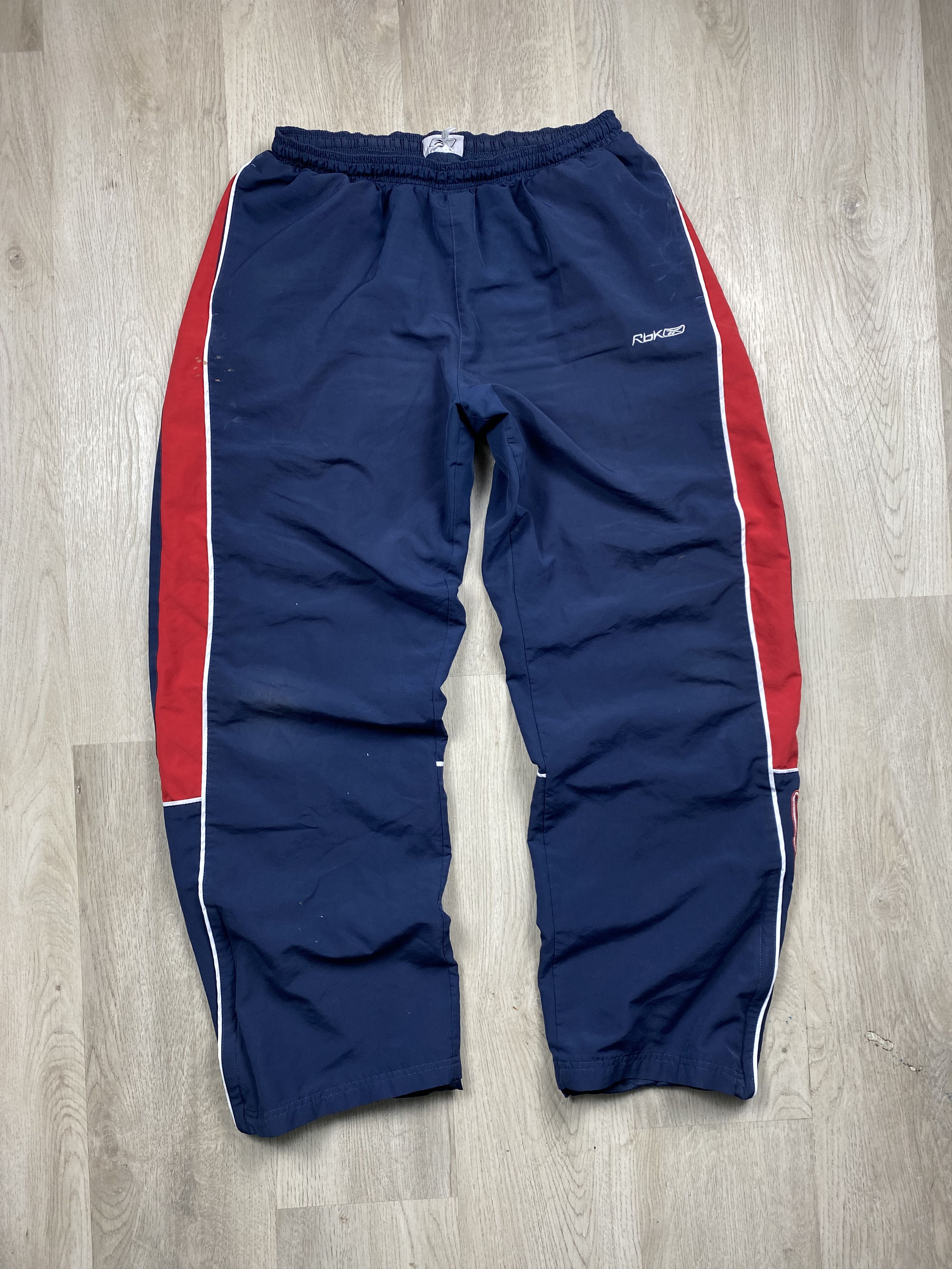 Reebok Reebok Vintage Faded Mens Nylon Pants Y2K Drill Thrashed Size US 36 / EU 52 - 1 Thumbnail