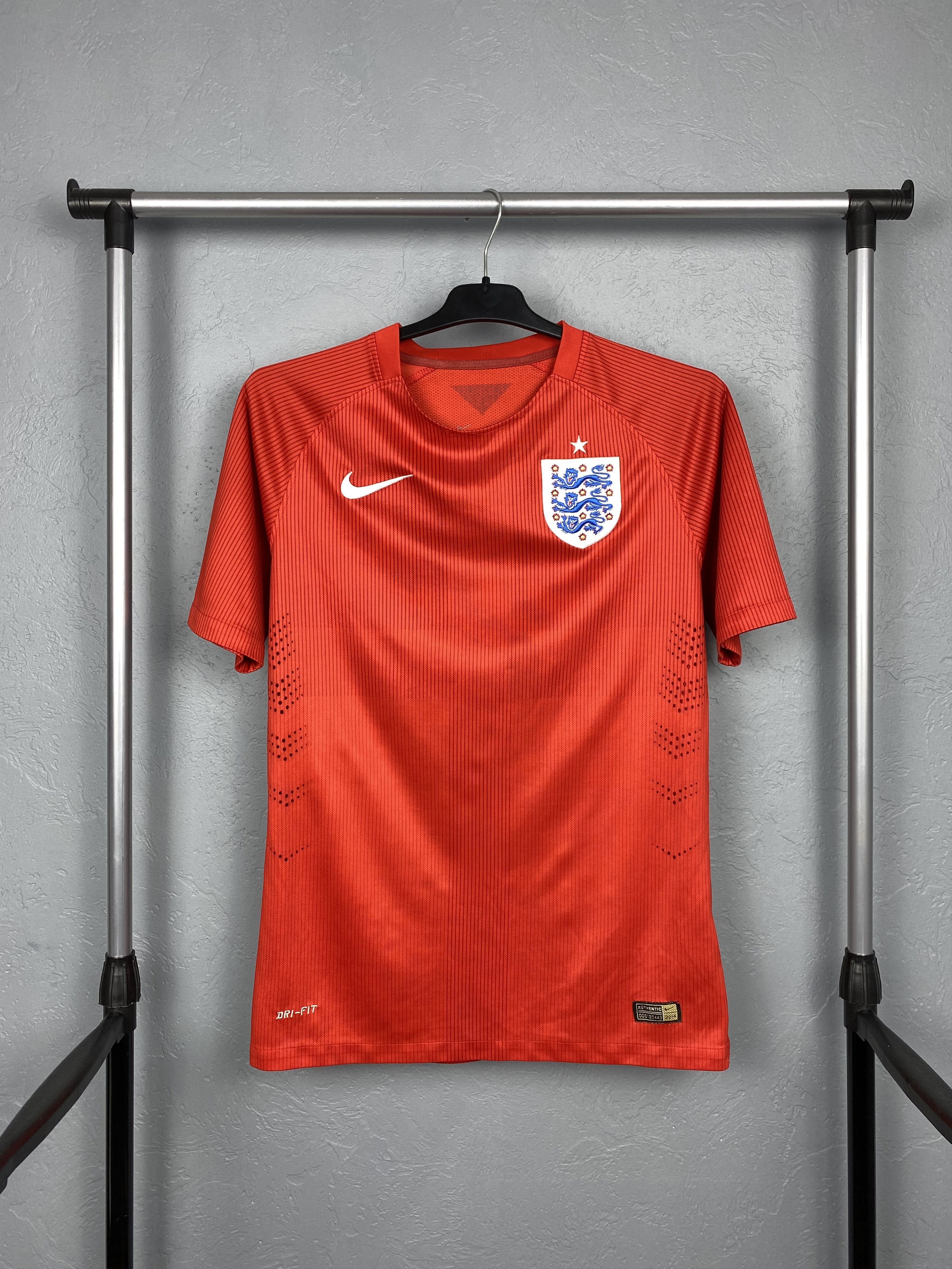 Nike × Vintage Nike England Vintage Mens T-Shirt Tee Swoosh Size US S / EU 44-46 / 1 - 1 Thumbnail