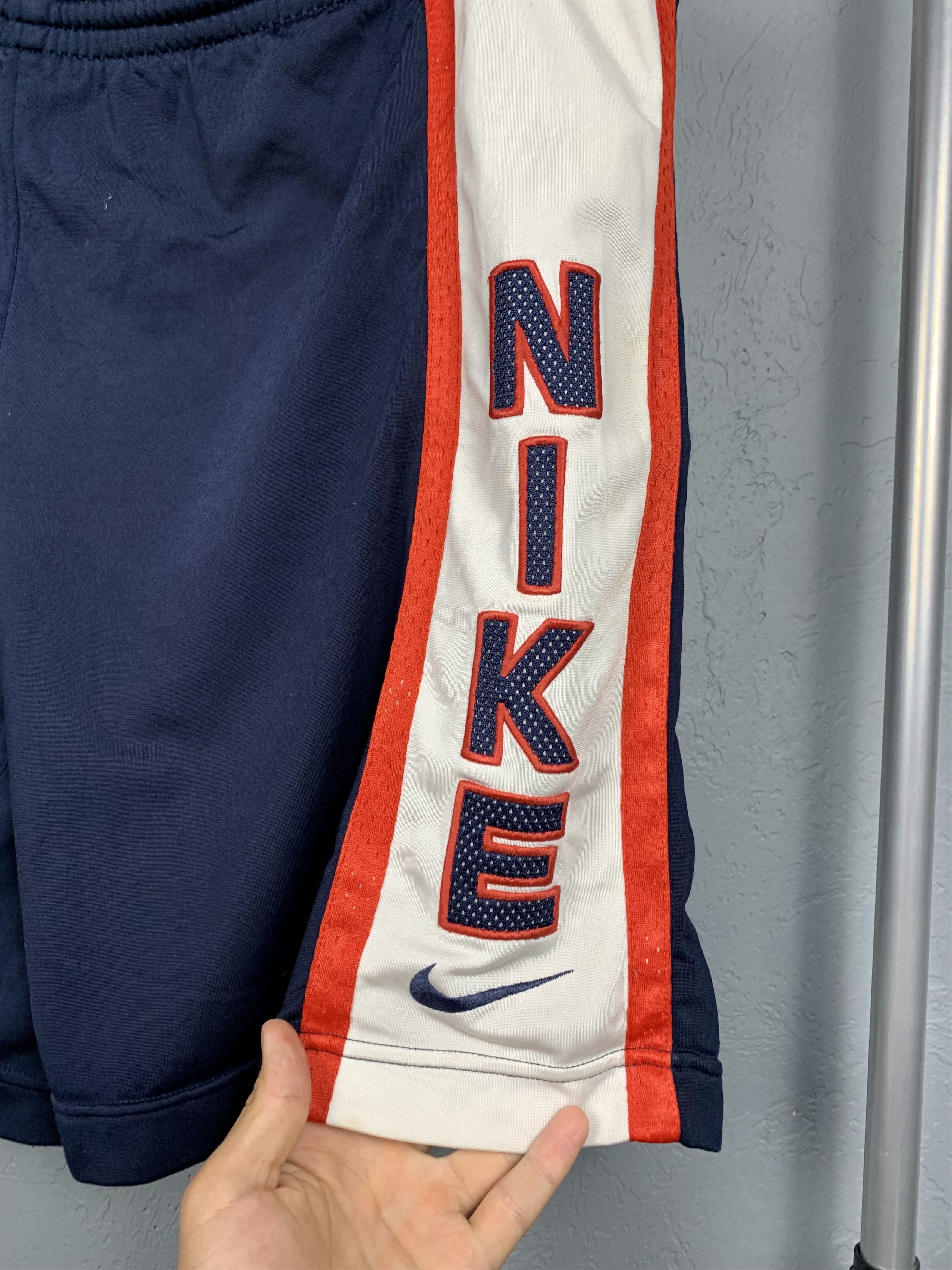Nike × Vintage Nike 90s Vintage Mens Nylon Shorts Big Logo Swoosh Size US 34 / EU 50 - 2 Thumbnail