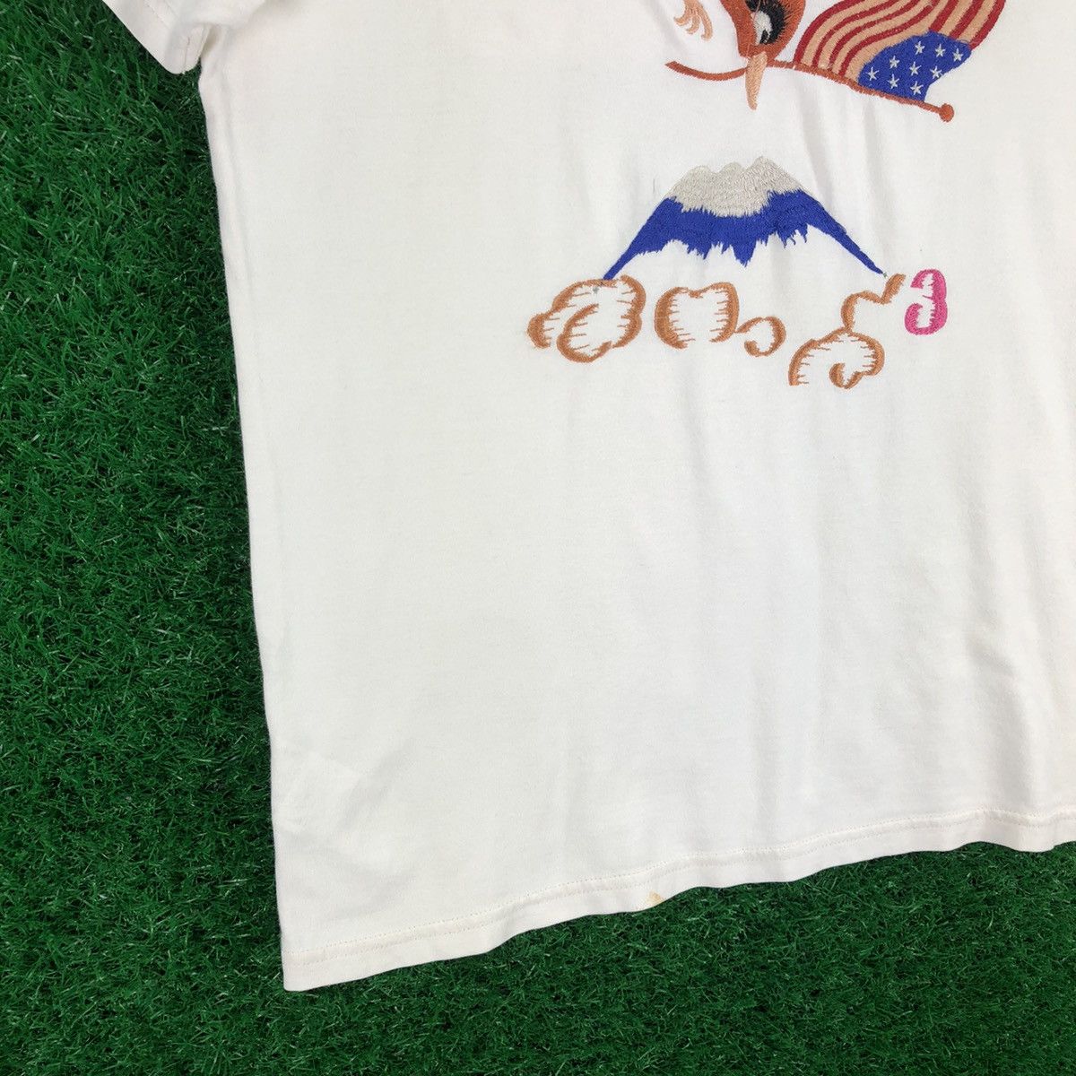 Toyo Enterprises Toyo Enterprise Hand Embroidery Souvenir Pocket Tee Size M / US 6-8 / IT 42-44 - 3 Thumbnail