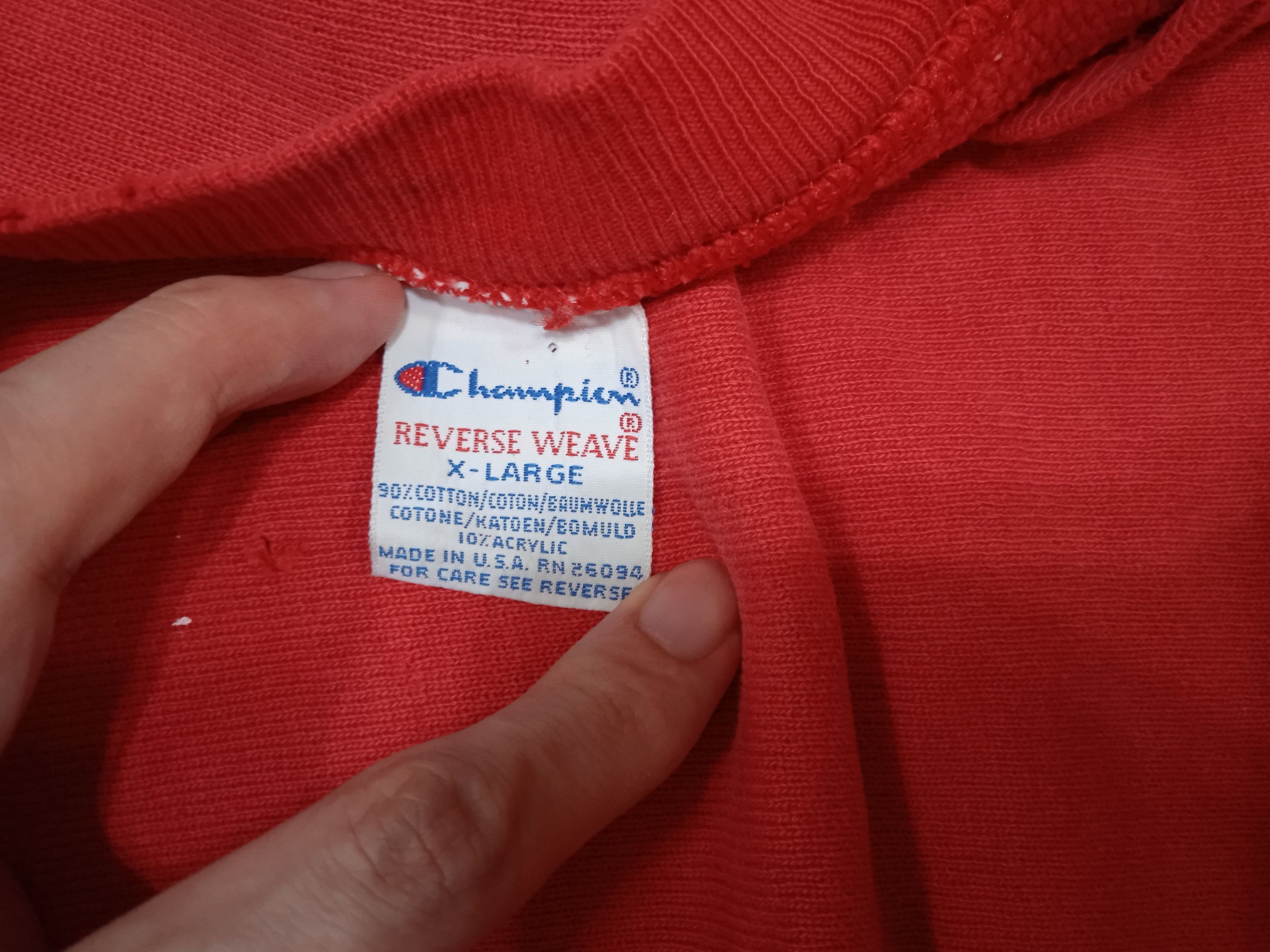 Champion Vintage 90s Thrashed Champion Reverse Weave Blank Red Skater Size US XL / EU 56 / 4 - 3 Thumbnail