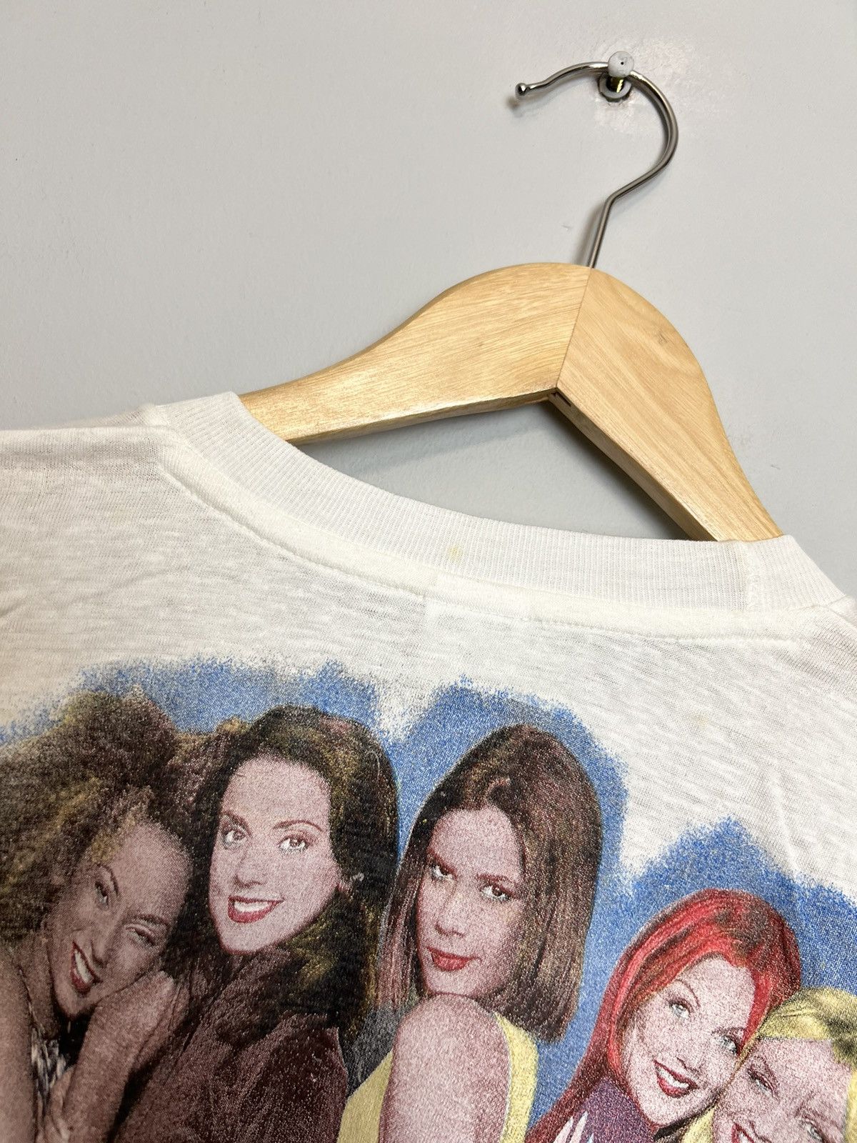 Band Tees Vintage 90s Spice Girls Band Pop Rap Tee Rare Streetwear Size S / US 4 / IT 40 - 6 Thumbnail