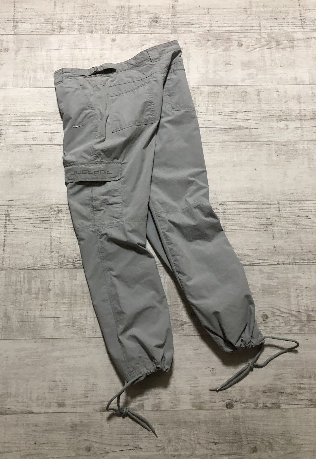 Pre-owned Nike X Vintage Nike Y2k Nylon Drill Reflective Logo Cargo Pants In Light Gray