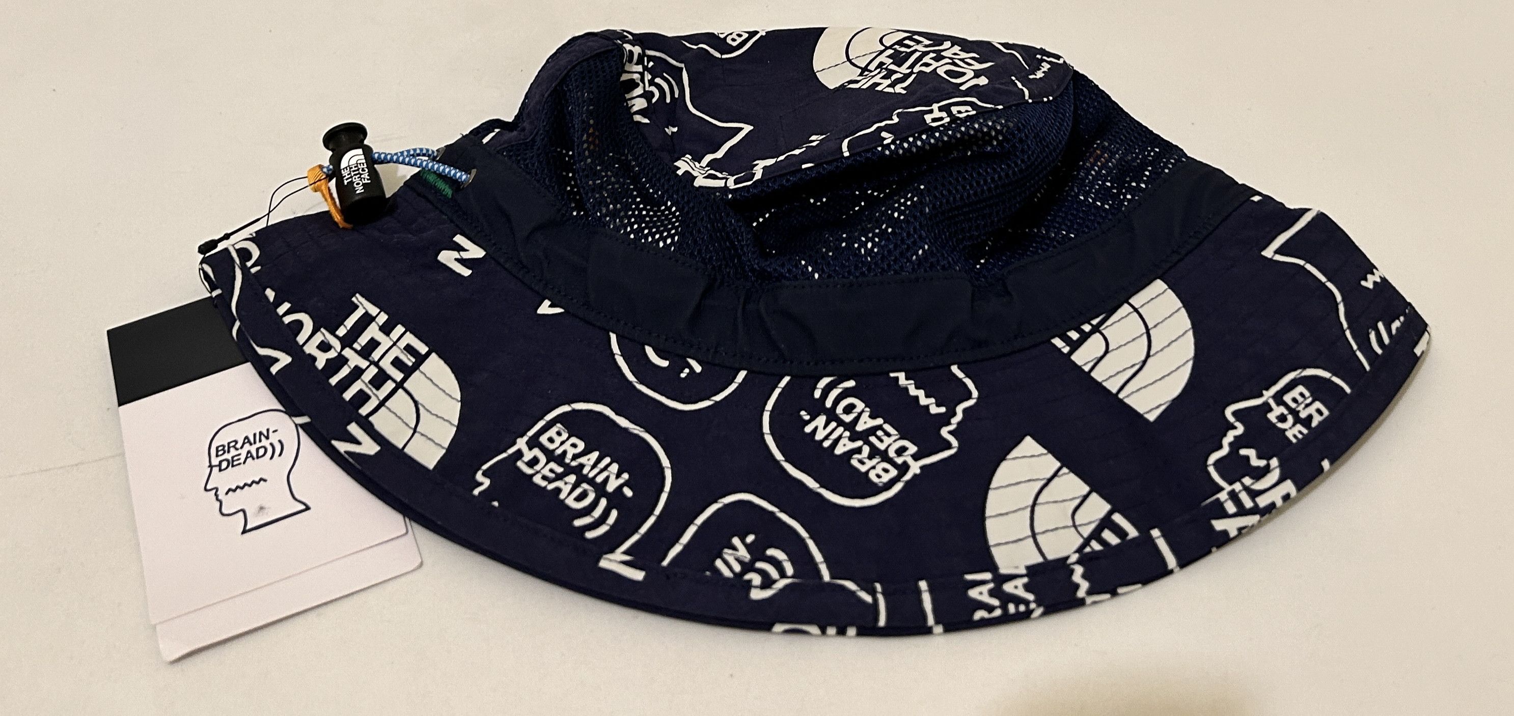 Brain Dead × The North Face The North Face × Brain Dead Brain Dead X TNF Bucket Hat Navy Size ONE SIZE - 2 Thumbnail