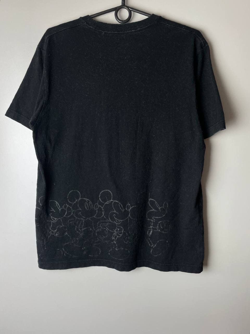 Uniqlo Uniqlo Disney t-shirts size L Size US L / EU 52-54 / 3 - 2 Thumbnail
