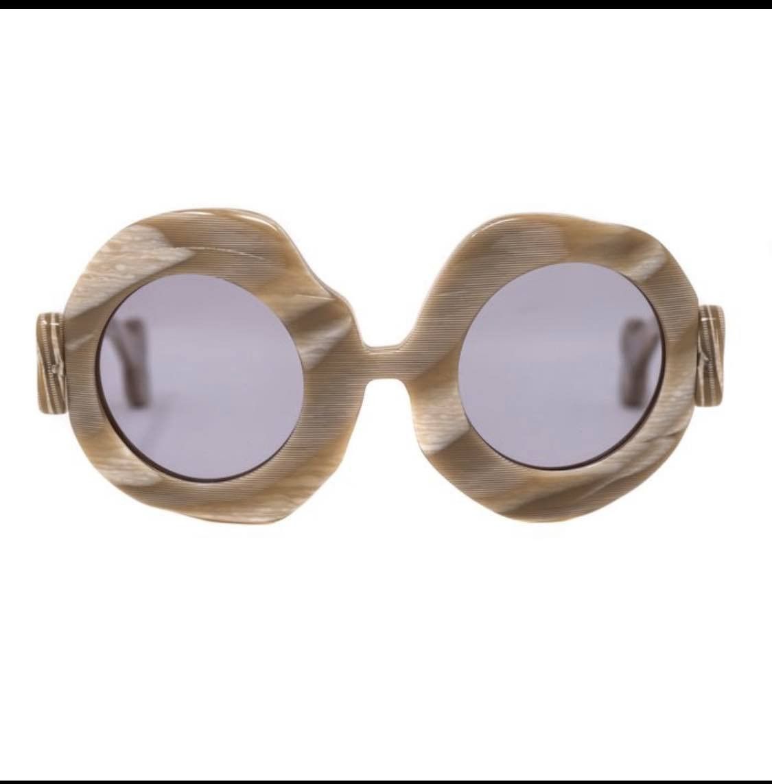 Jeremy Scott × Linda Farrow Jeremy Scott Bones Special Cream Hornet and Grey Size ONE SIZE - 11 Thumbnail