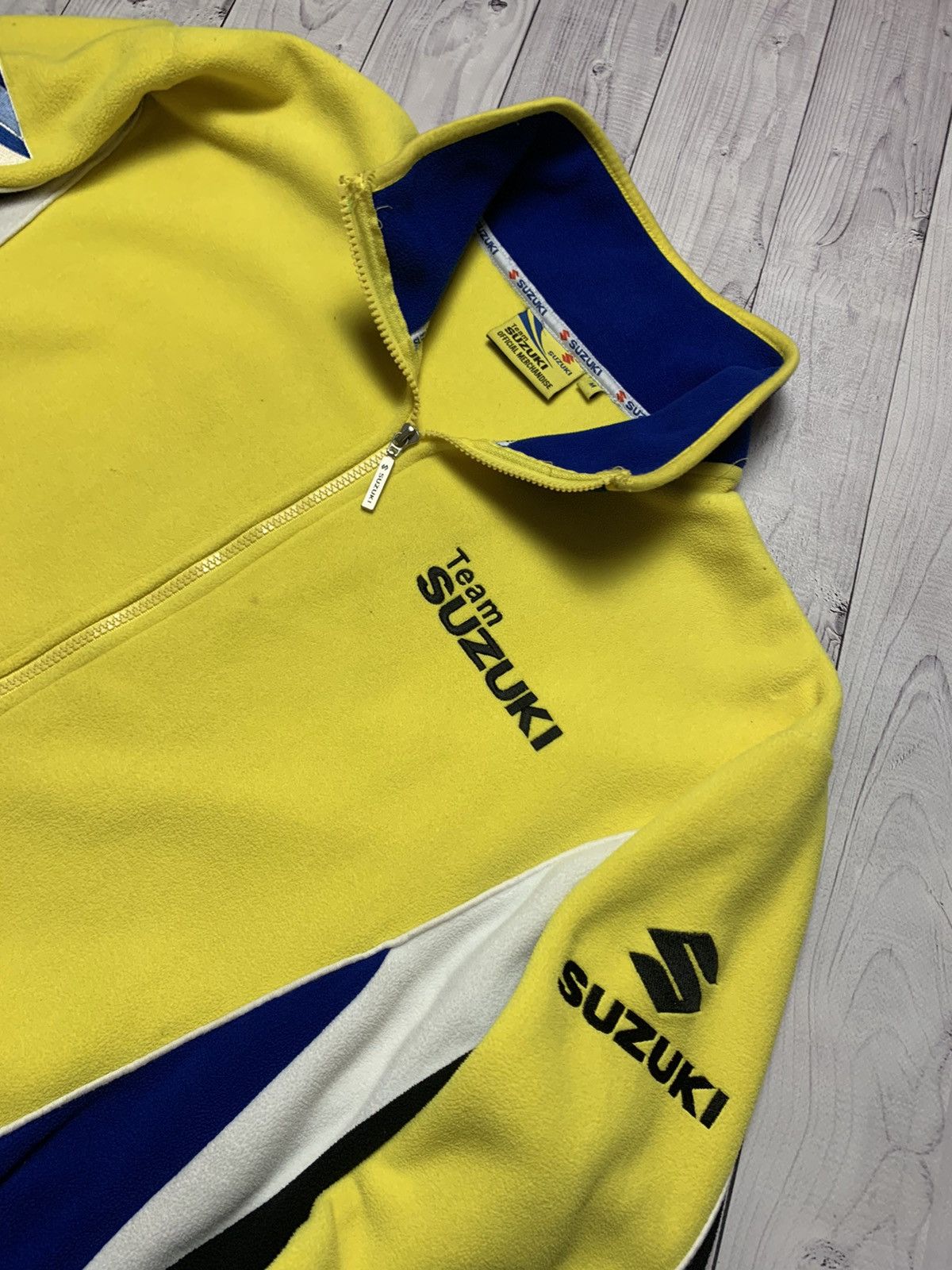 Vintage Vintage Suzuki fleece jacket size M yellow Size US M / EU 48-50 / 2 - 5 Thumbnail