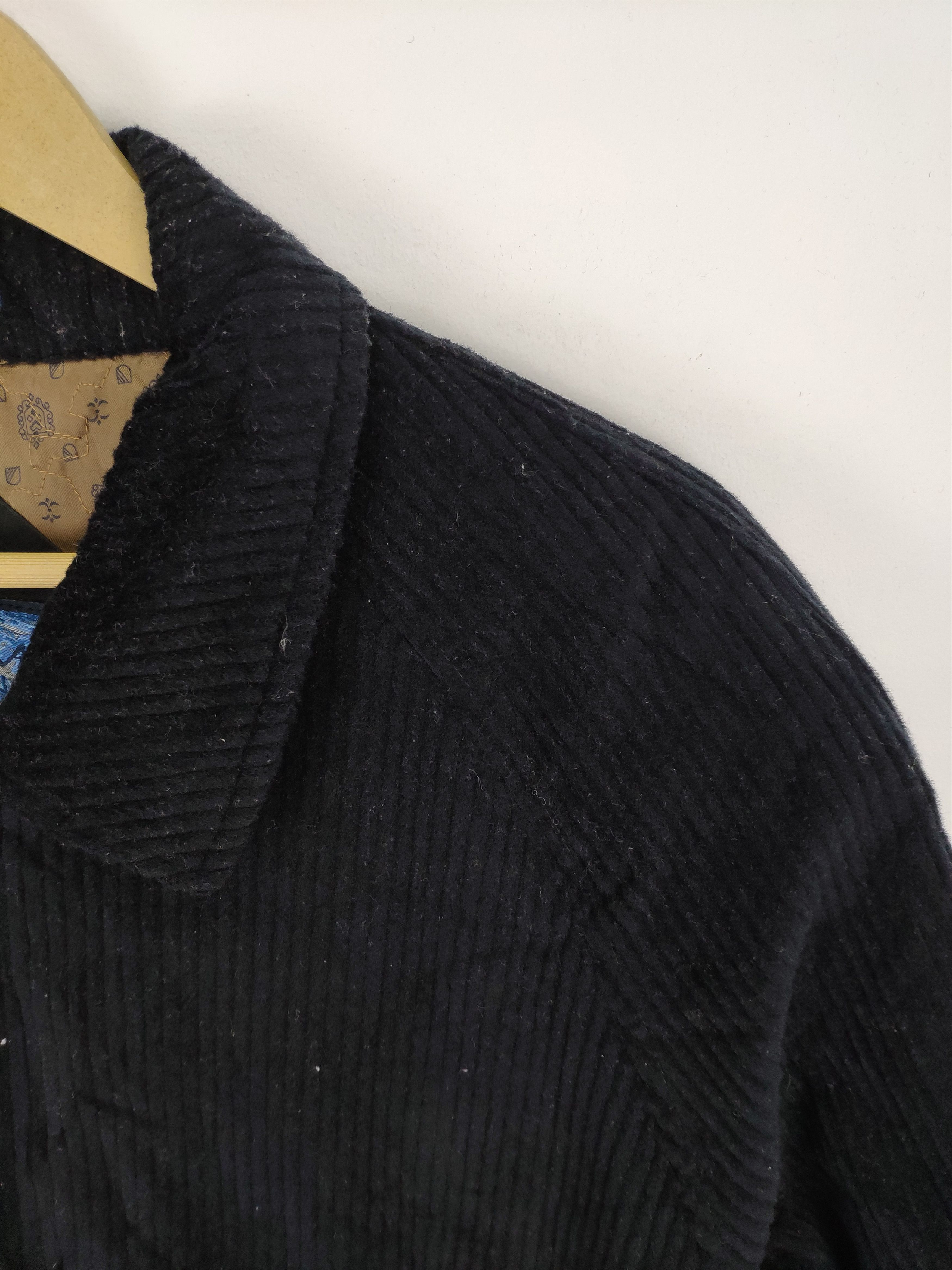 Vintage Vintage Corduroy Jacket by Cardinal Size US XL / EU 56 / 4 - 7 Thumbnail