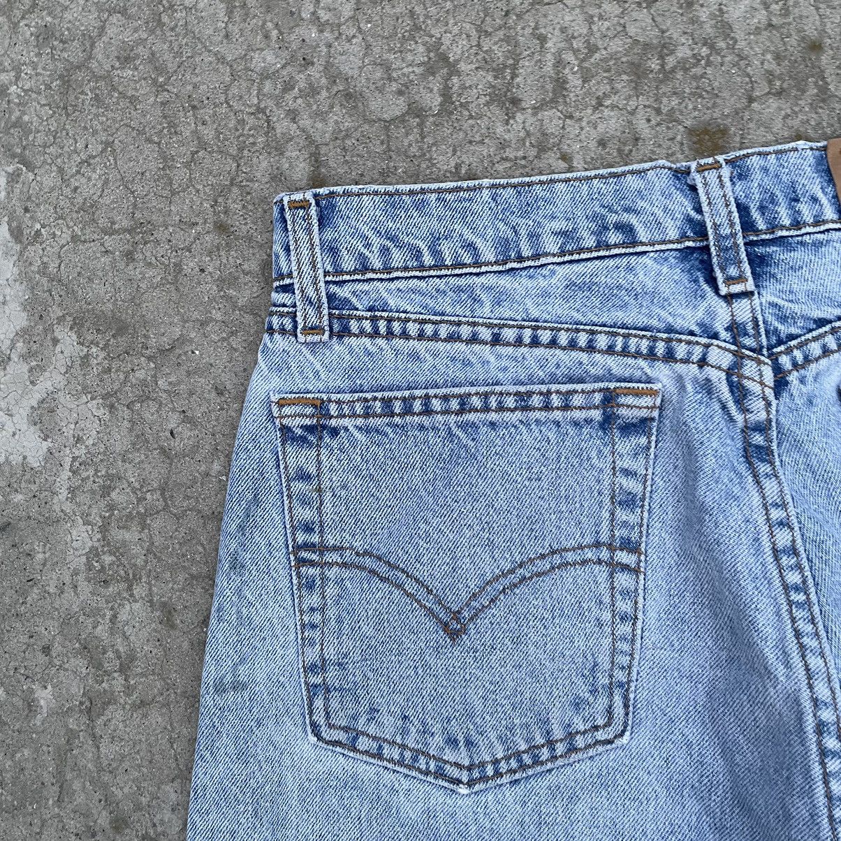 Levi's Vintage Clothing VTG Levi’s 560 M 90s Jeans Crazy Fit Custom Baggy 90s Size US 32 / EU 48 - 8 Thumbnail