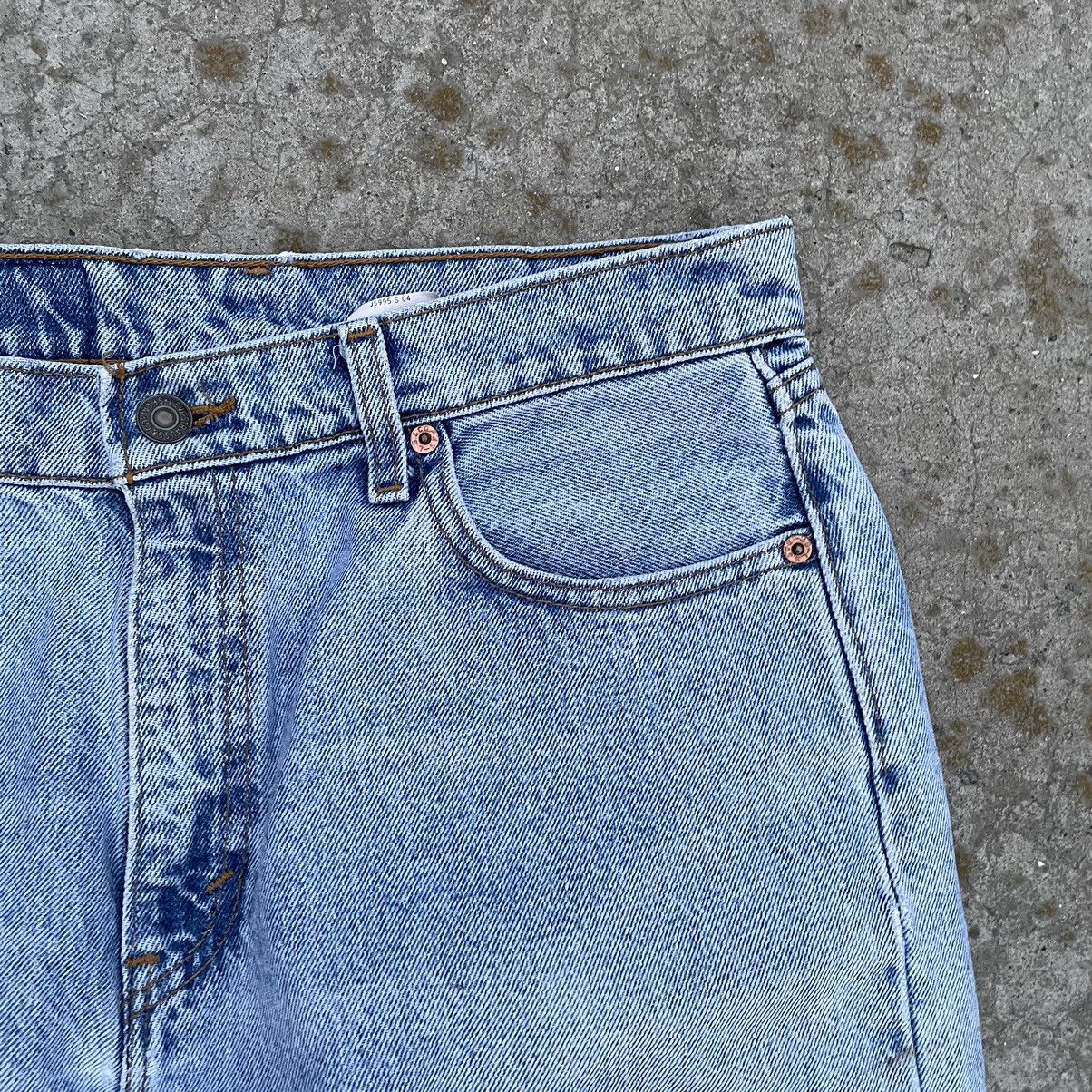Levi's Vintage Clothing VTG Levi’s 560 M 90s Jeans Crazy Fit Custom Baggy 90s Size US 32 / EU 48 - 12 Thumbnail