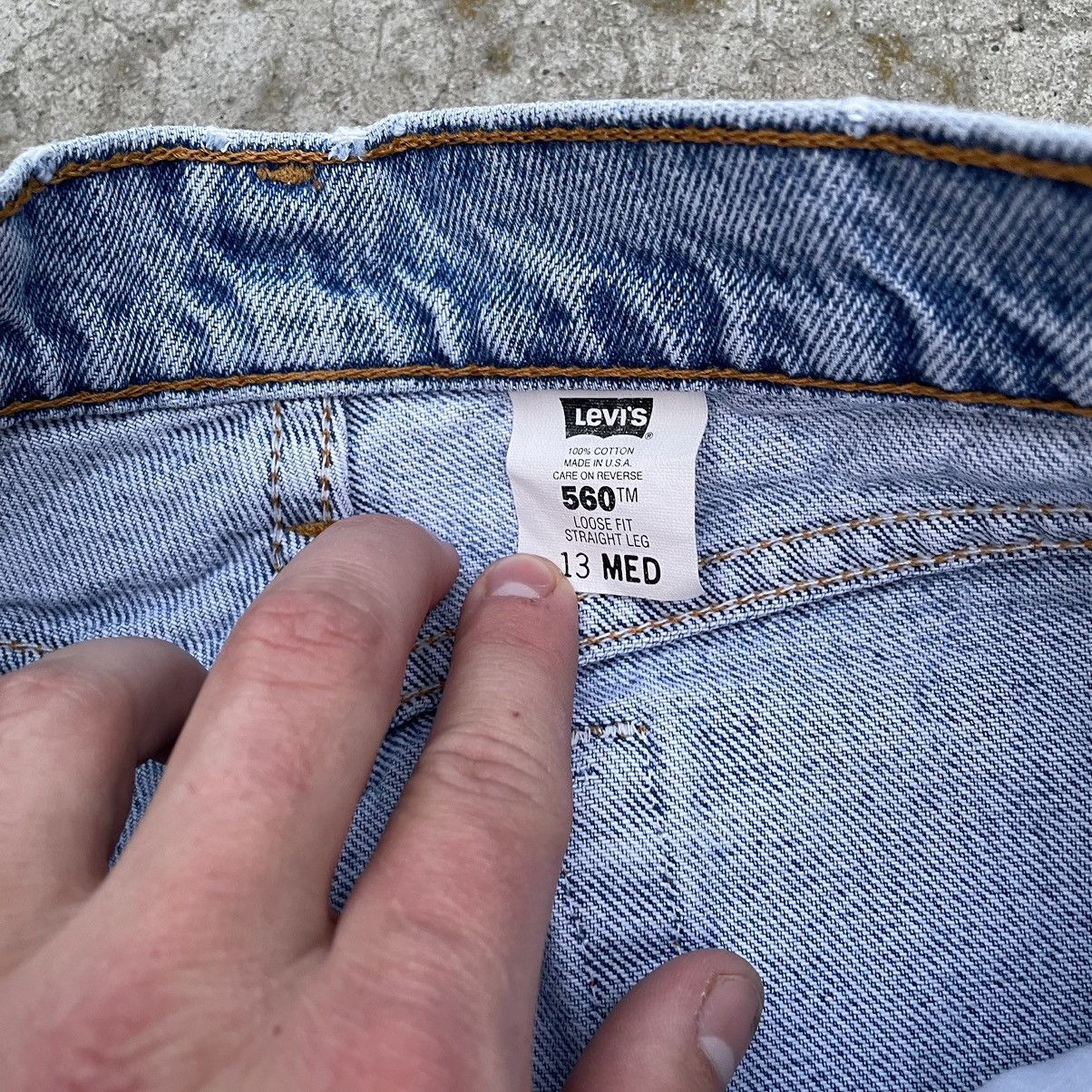 Levi's Vintage Clothing VTG Levi’s 560 M 90s Jeans Crazy Fit Custom Baggy 90s Size US 32 / EU 48 - 14 Thumbnail