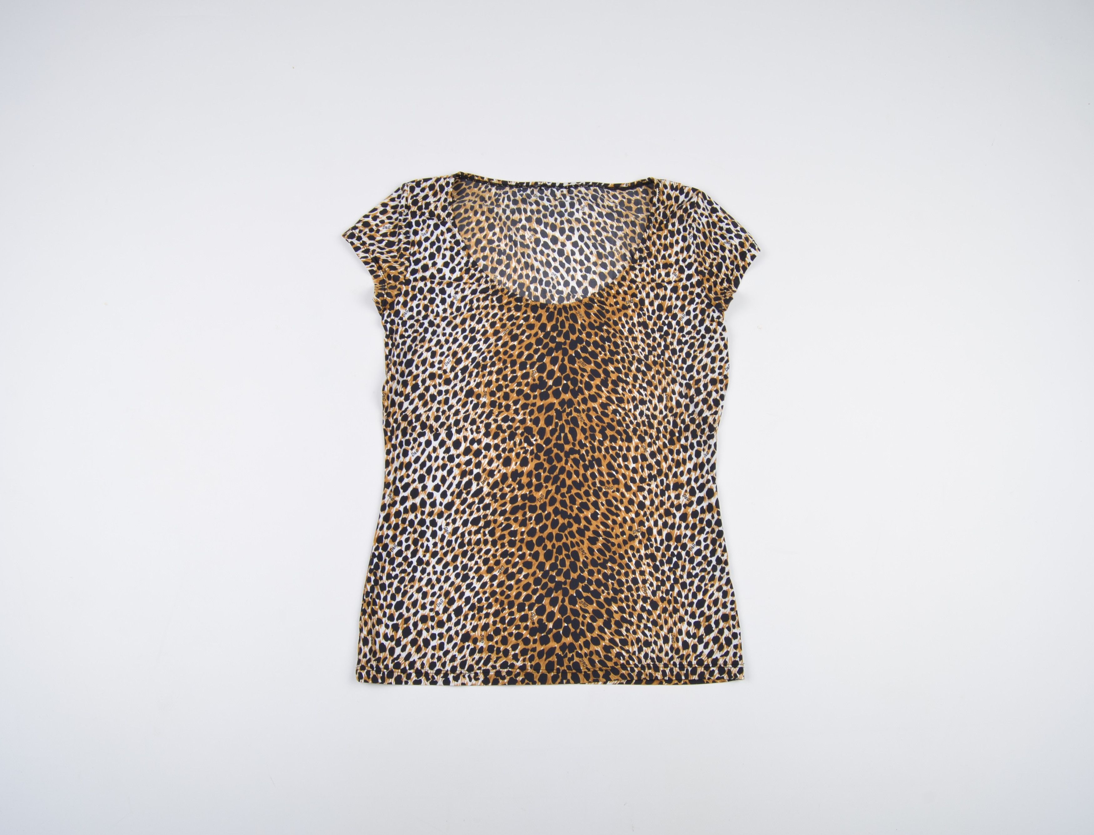 Dolce & Gabbana Vintage Dolce & Gabbana Leopard Tee Size S / US 4 / IT 40 - 4 Thumbnail