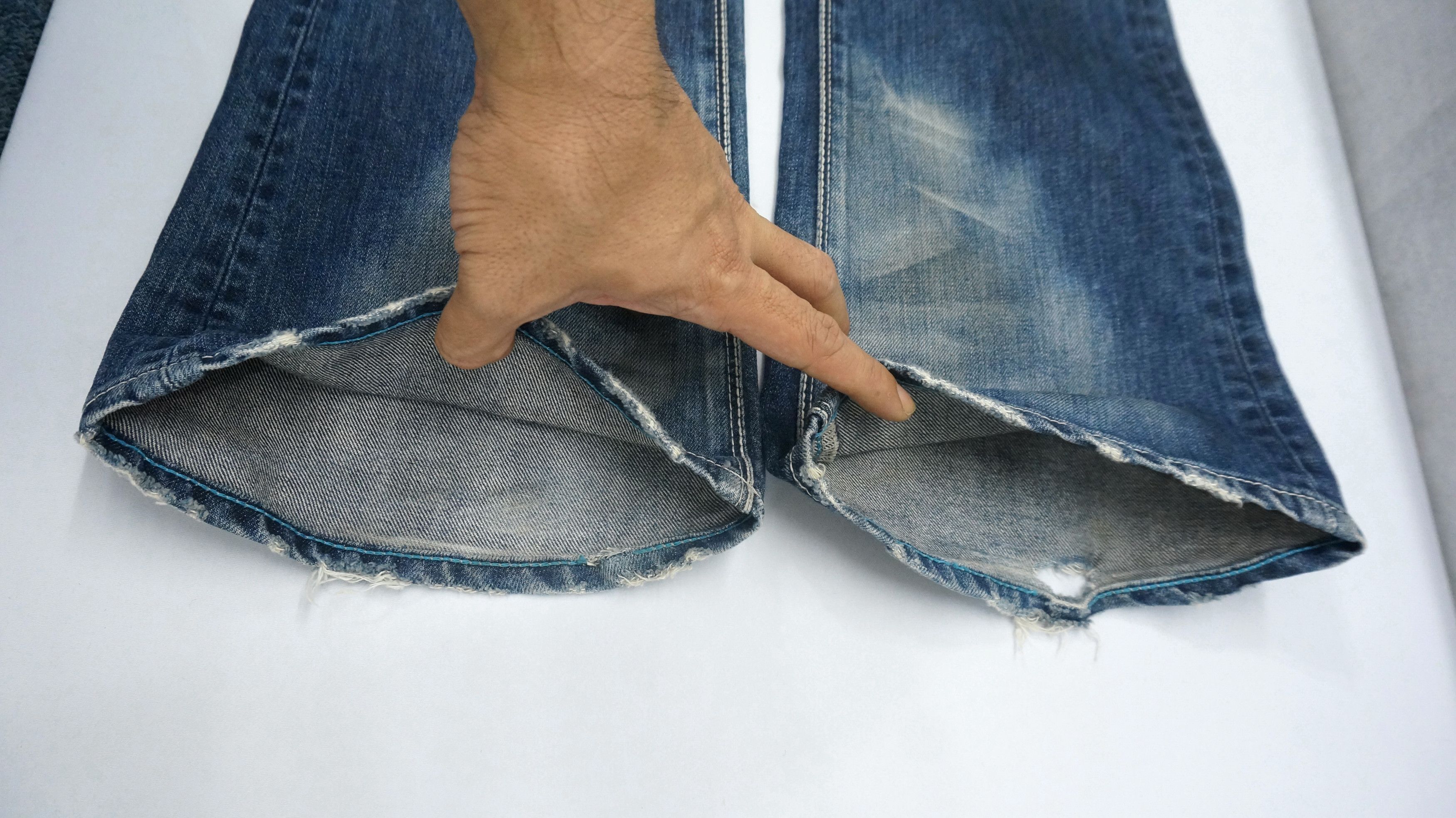 Japanese Brand Flare! VANQUISH x MURDER LICENSE Lowrise Vintage Jeans Size US 30 / EU 46 - 22 Thumbnail