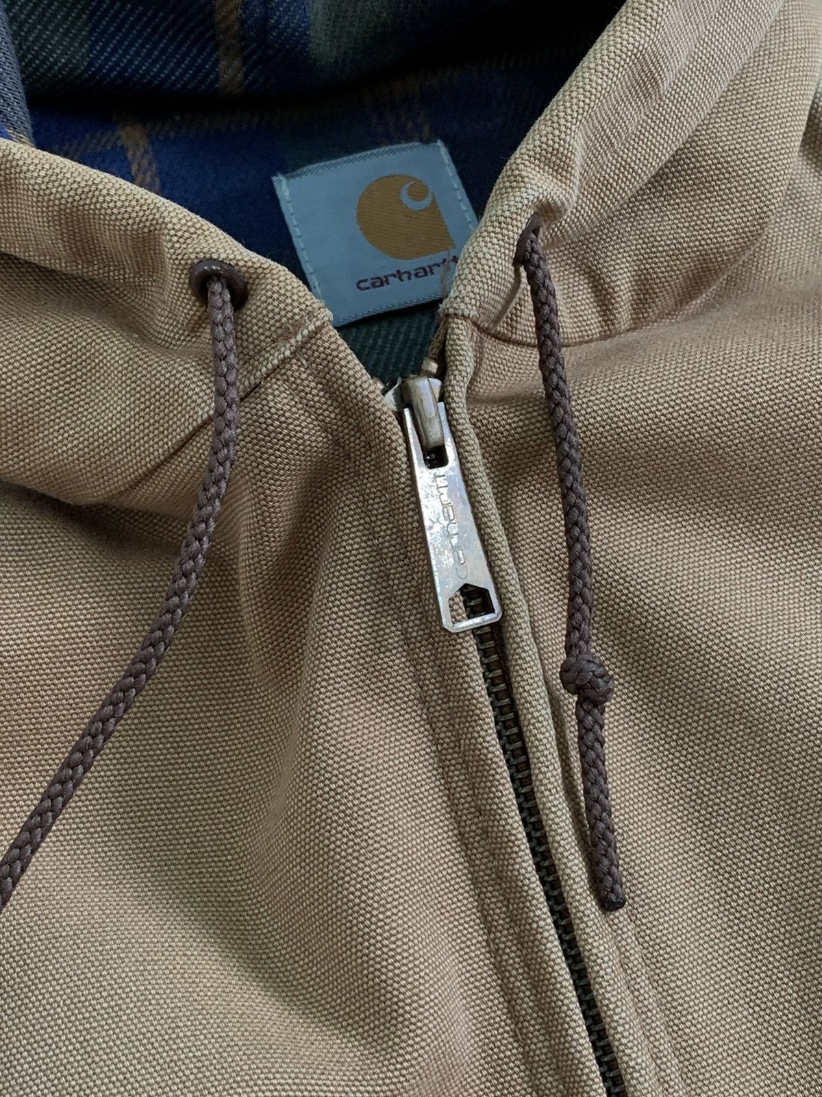 Carhartt Vintage Carhartt Sunfaded Distressed Hooded Jacket Bomber Size US L / EU 52-54 / 3 - 15 Thumbnail