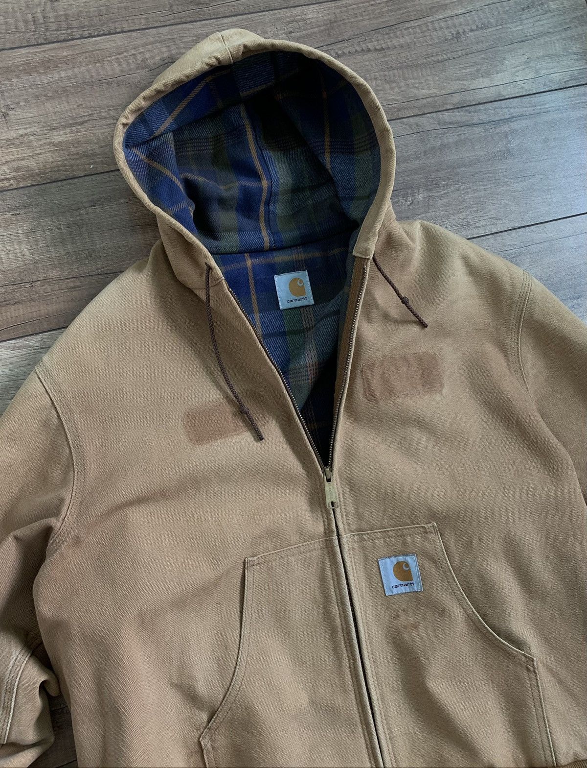 Carhartt Vintage Carhartt Sunfaded Distressed Hooded Jacket Bomber Size US L / EU 52-54 / 3 - 5 Thumbnail