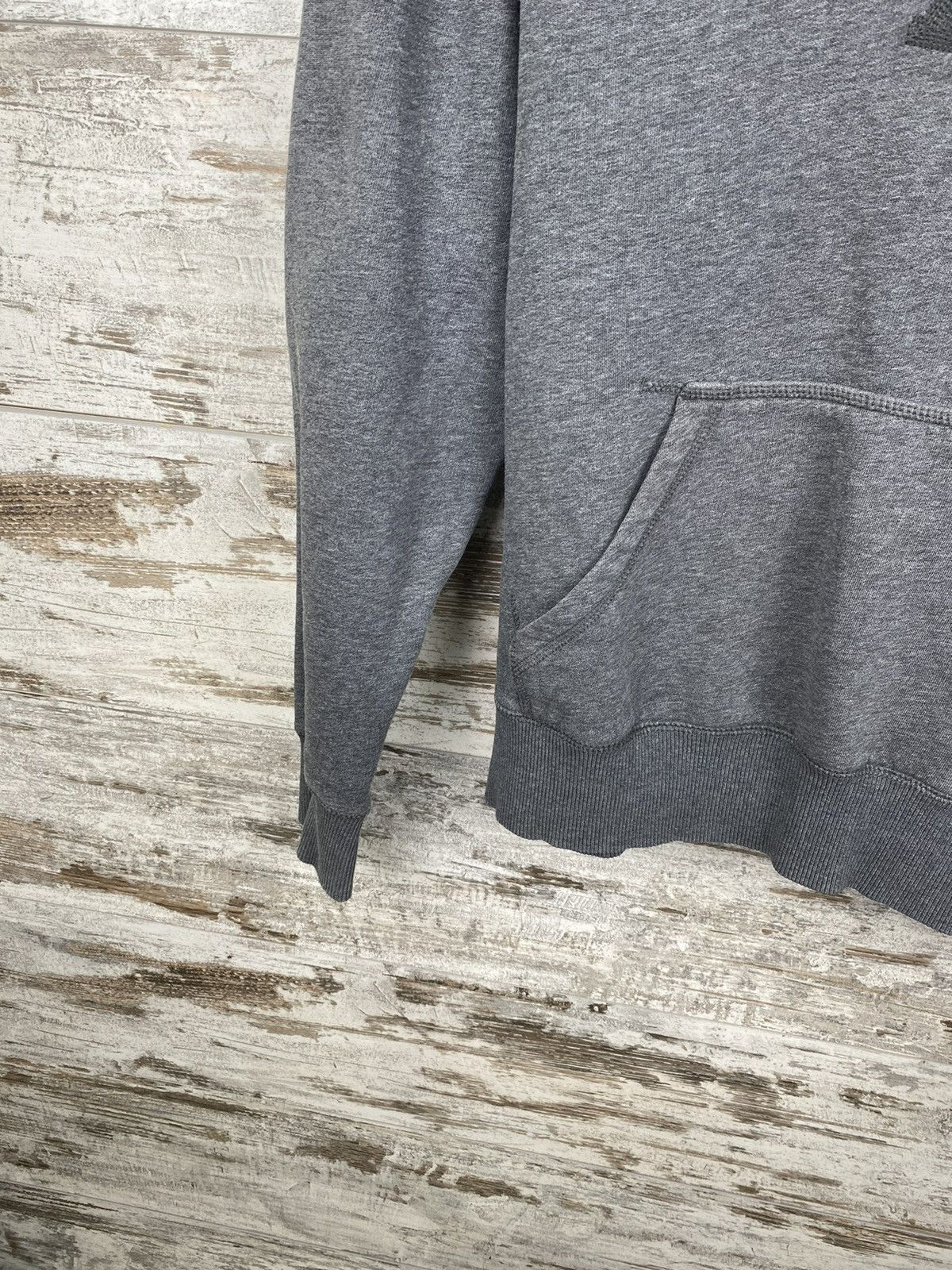 Nike × Vintage Mens Vintage Nike Big Logo Hoodie streetwear y2k rare swoosh Size US S / EU 44-46 / 1 - 4 Thumbnail