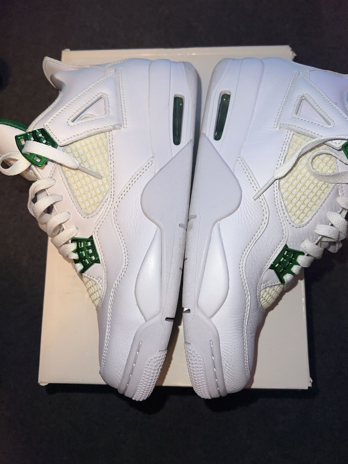 Jordan Brand Jordan 4 Metallic Green Size US 10.5 / EU 43-44 - 3 Thumbnail