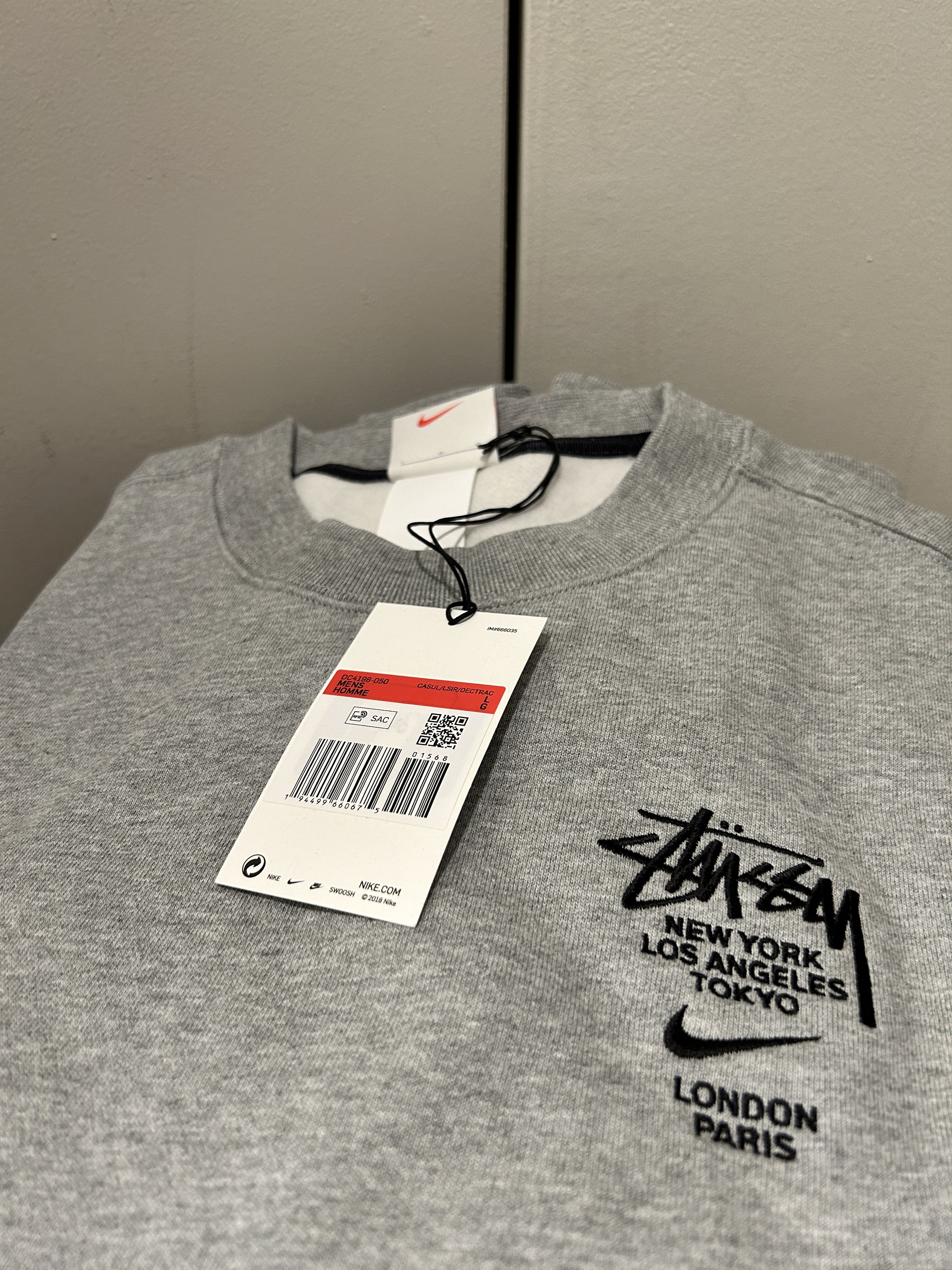 Nike × Stussy stussy x nike sweatshirt crewneck international Size US L / EU 52-54 / 3 - 10 Thumbnail