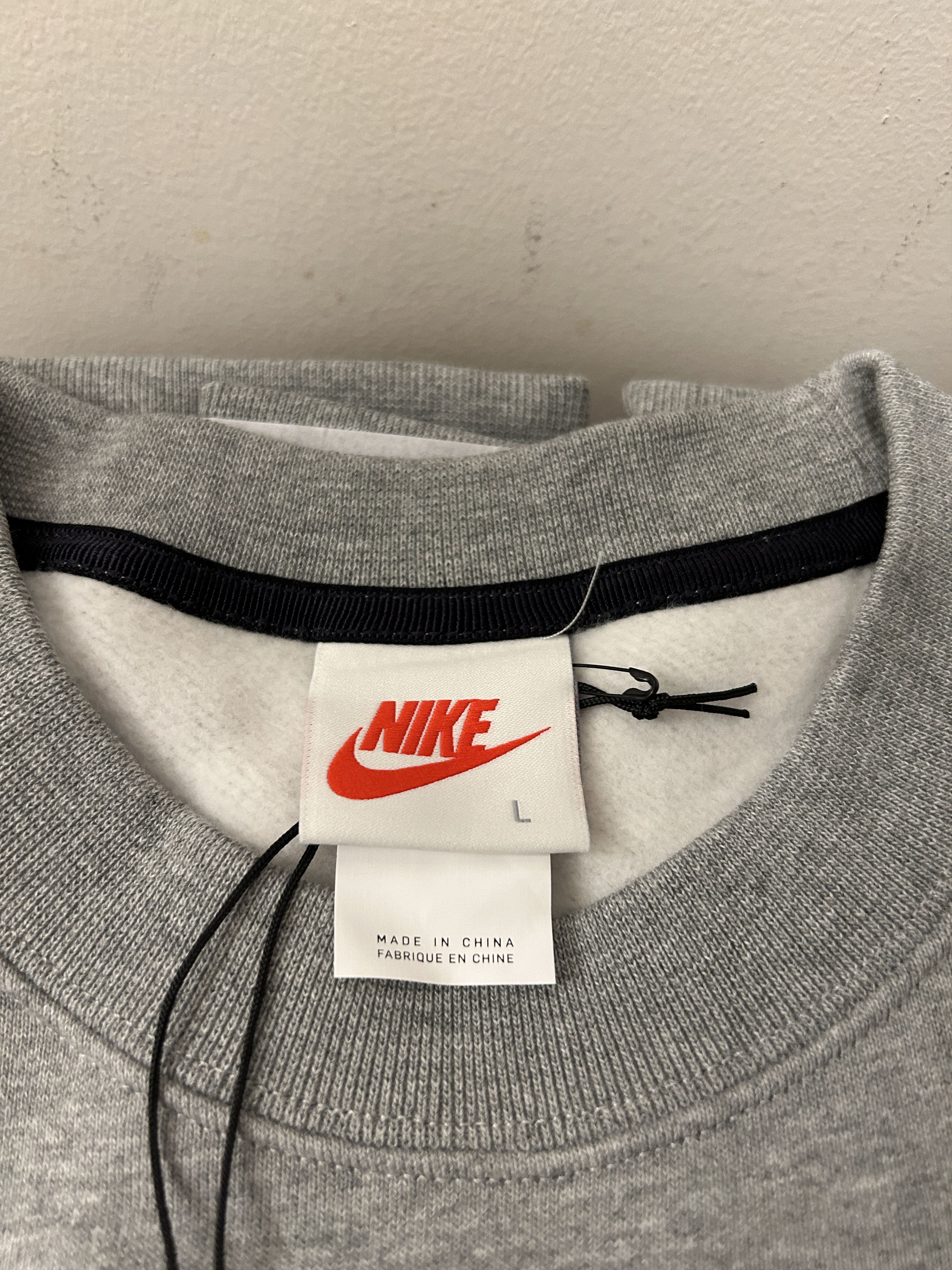 Nike × Stussy stussy x nike sweatshirt crewneck international Size US L / EU 52-54 / 3 - 2 Thumbnail