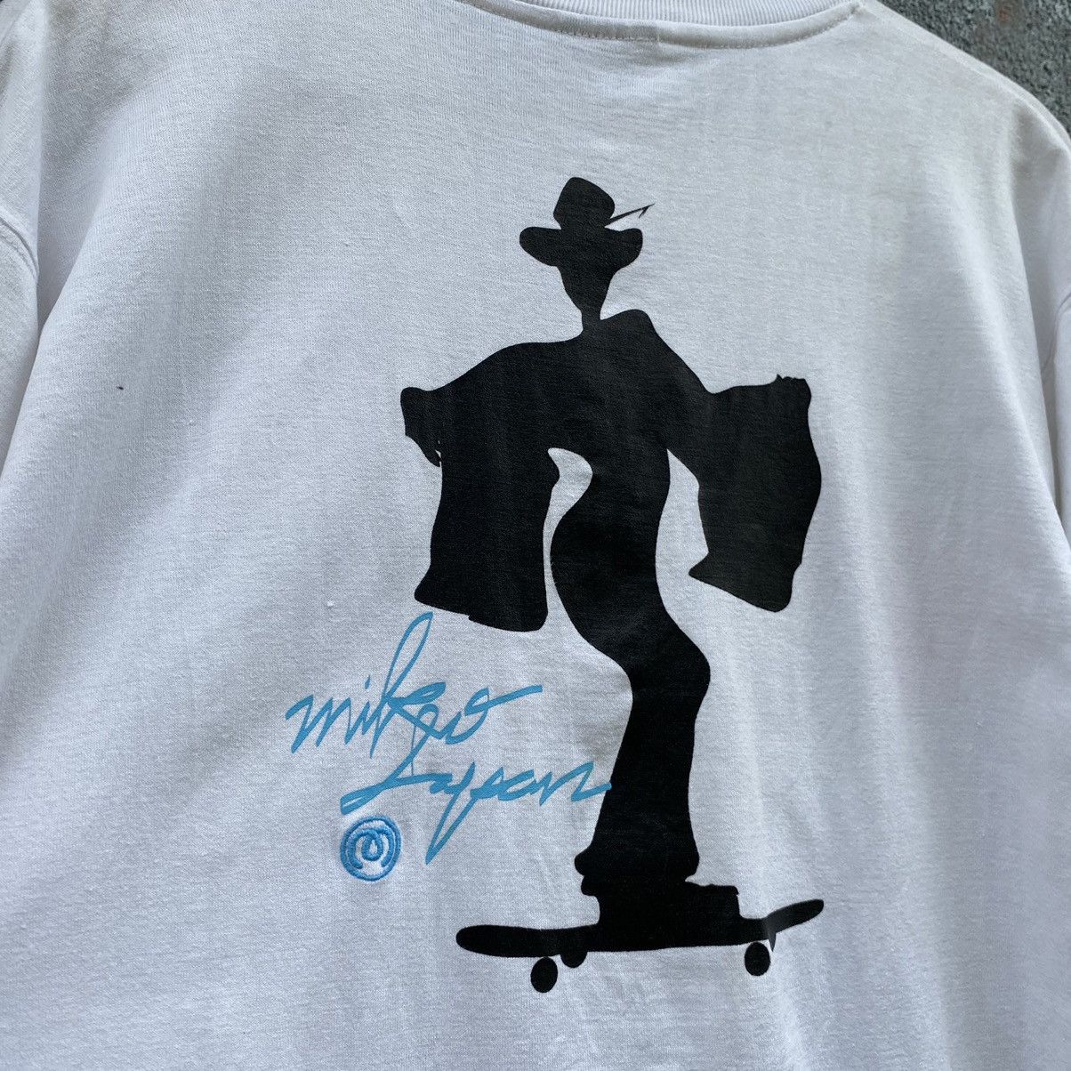 Vintage Thrashed Vintage Y2K Skateboard ERD GRUNGE TEE Size US L / EU 52-54 / 3 - 2 Thumbnail