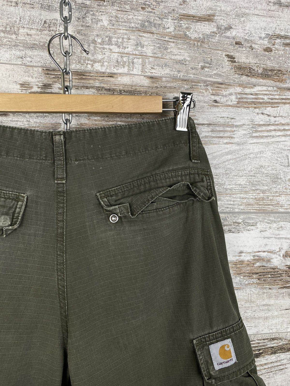 Carhartt Wip × Vintage Mens Vintage Carhartt WIP Cargo Bermuda shorts streetwear Size US 29 - 3 Thumbnail