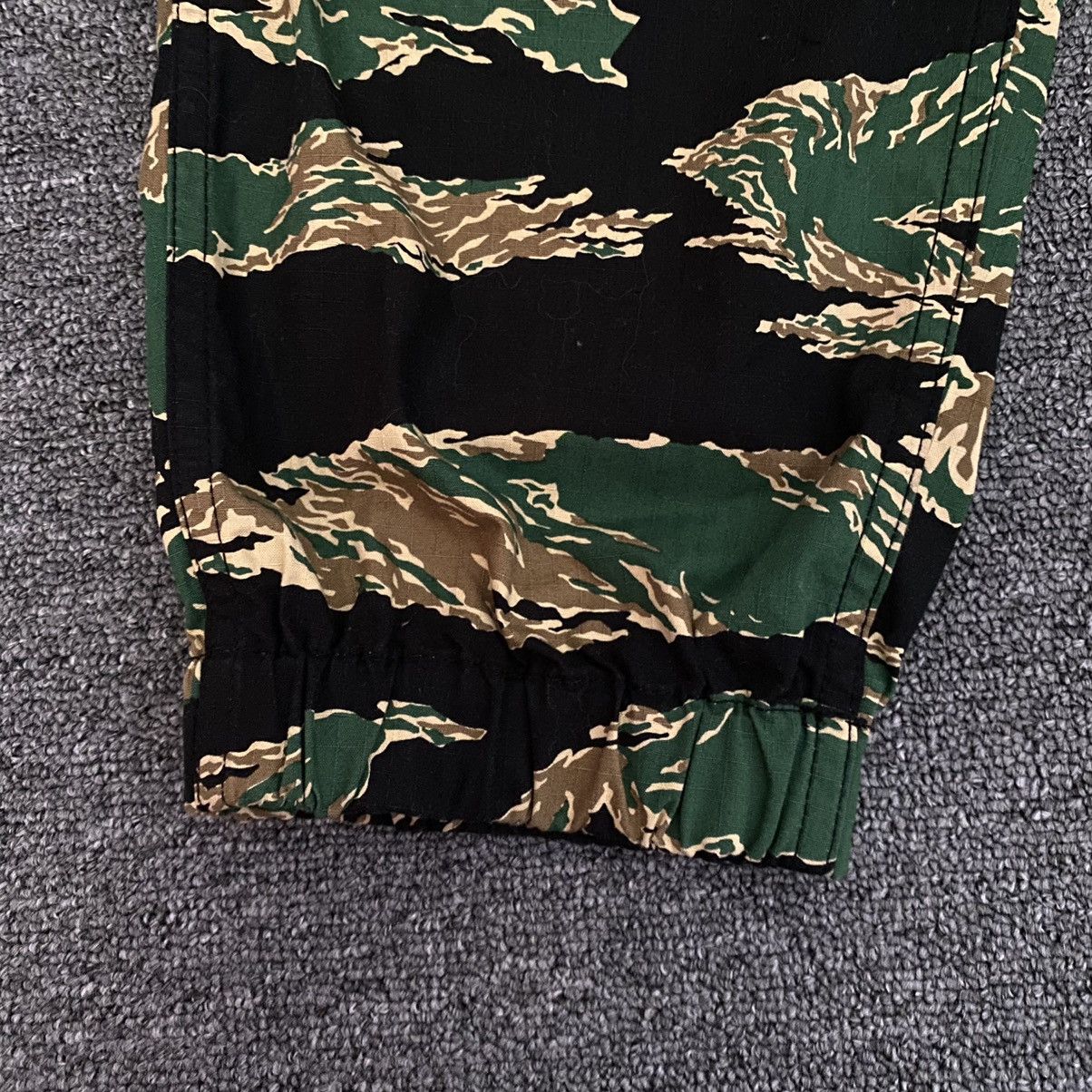 Bape Tiger Camo 6 Pocket Pants Size US 36 / EU 52 - 9 Thumbnail