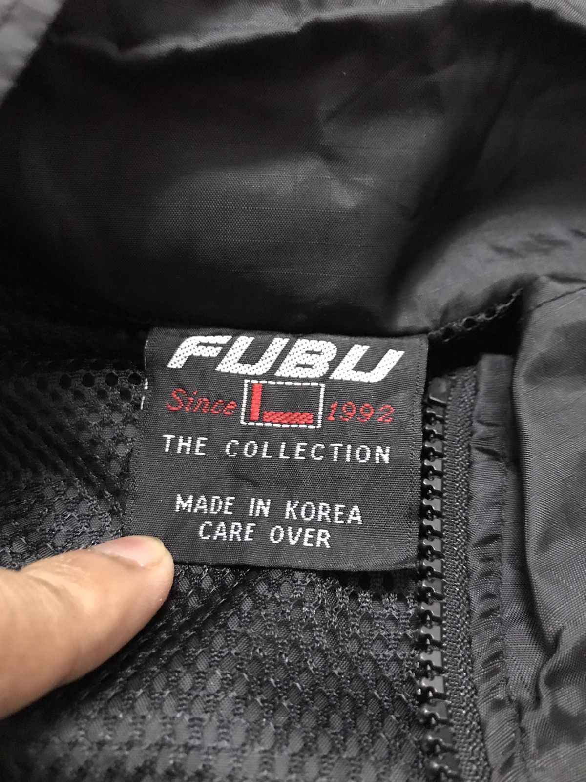 Fubu Vintage Fubu Big Logo Zipper Wind Breaker Jacket Size US L / EU 52-54 / 3 - 11 Thumbnail
