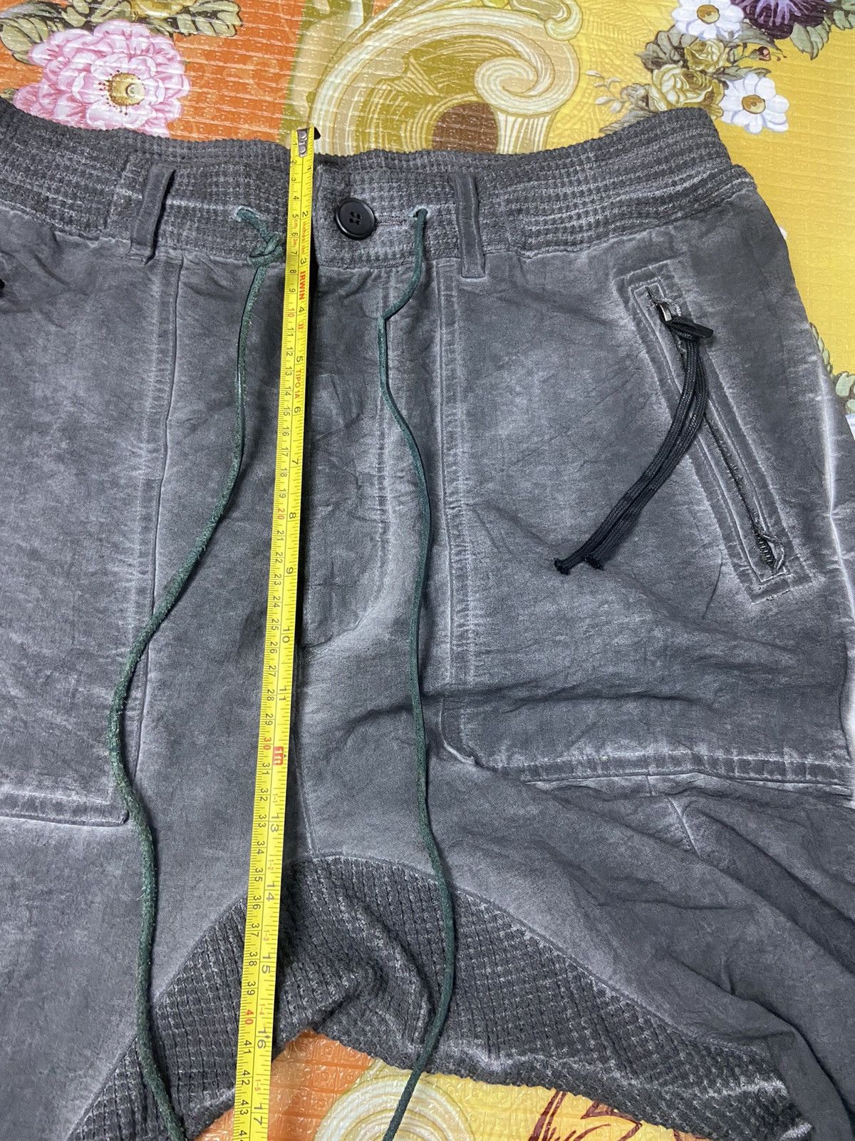 D.Hygen AW2021-22 D Hygen Tuck Tapered Hand Dye Coating Pants Size 3 Size US 34 / EU 50 - 21 Thumbnail