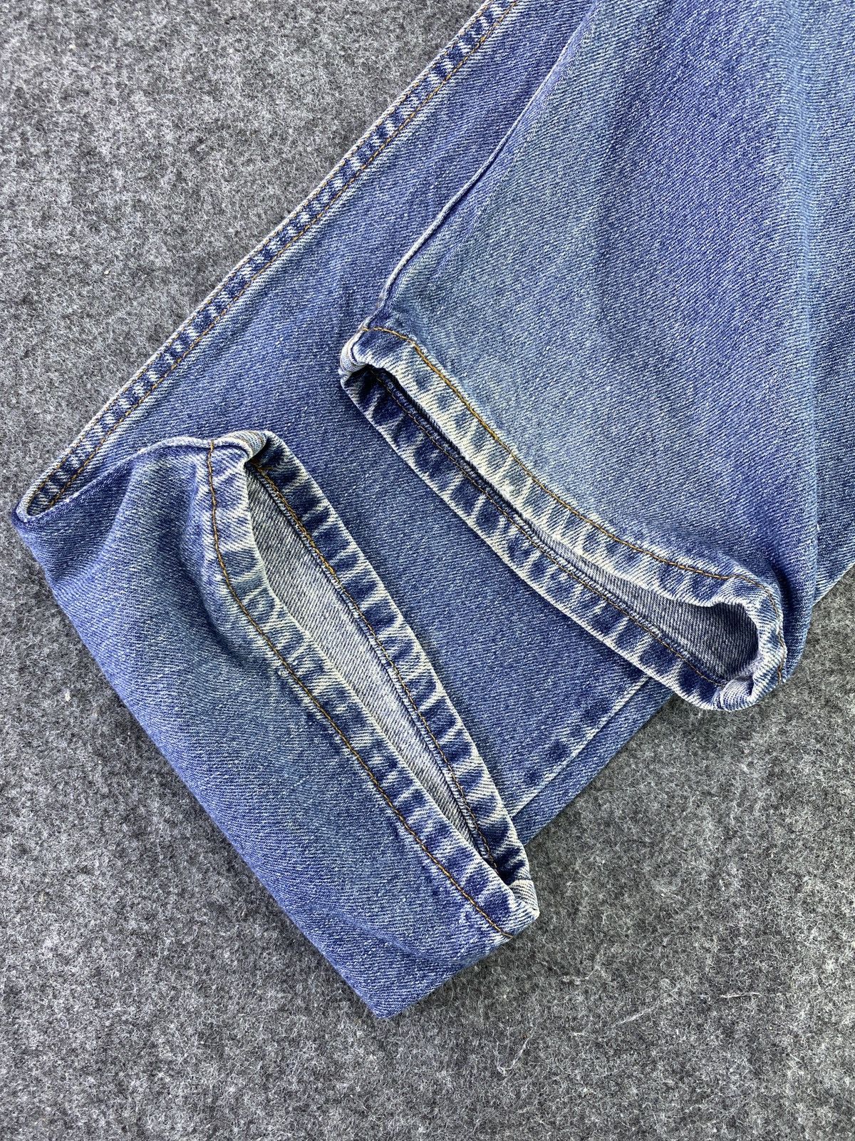 Levi's Vintage Levi's 505 Jeans Single’R’ Blue Wash 36x32 - J761 Size US 36 / EU 52 - 8 Thumbnail