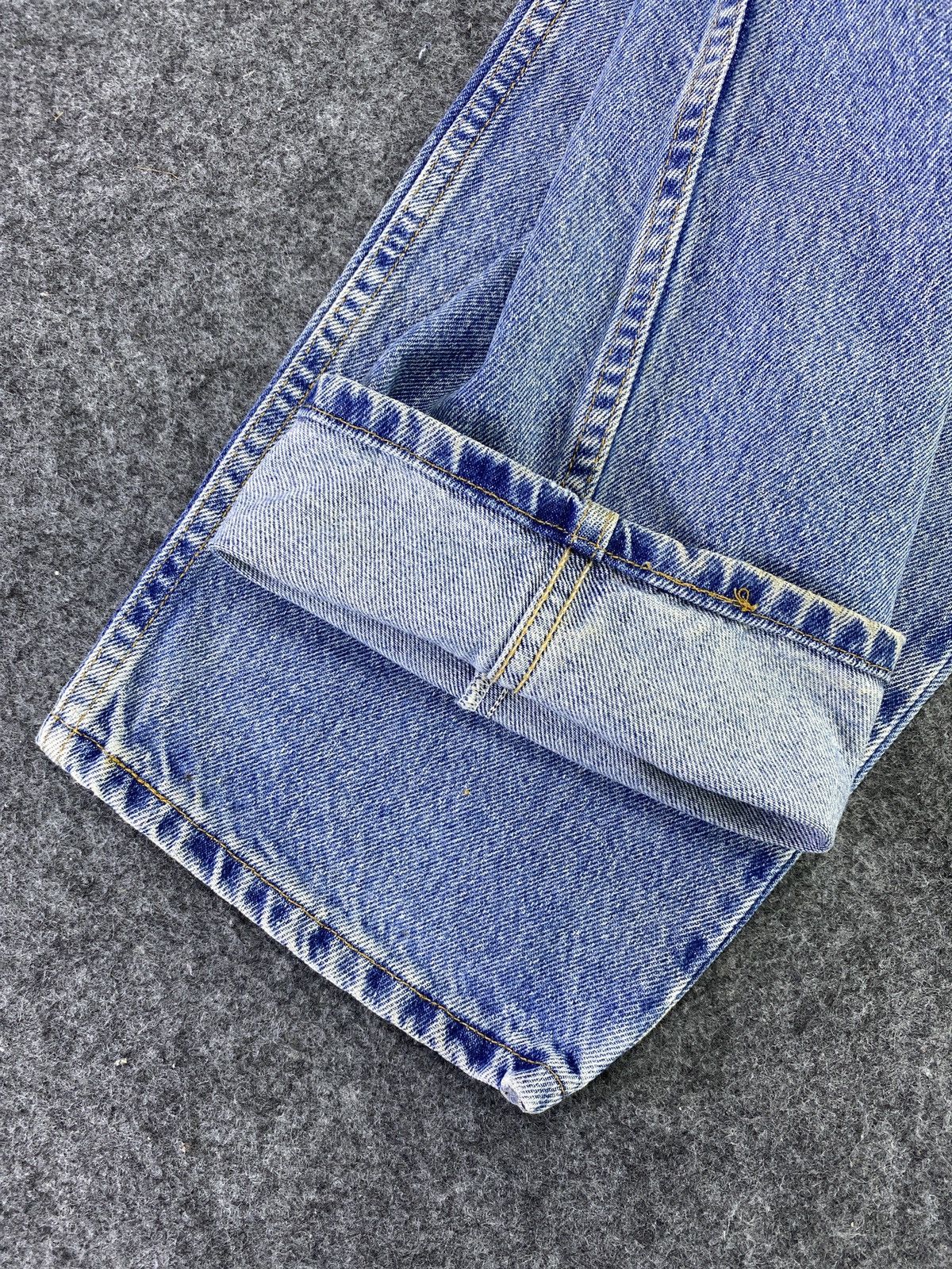 Levi's Vintage Levi's 901 Jeans Blue Wash 38x30 - J762 Size US 38 / EU 54 - 7 Thumbnail