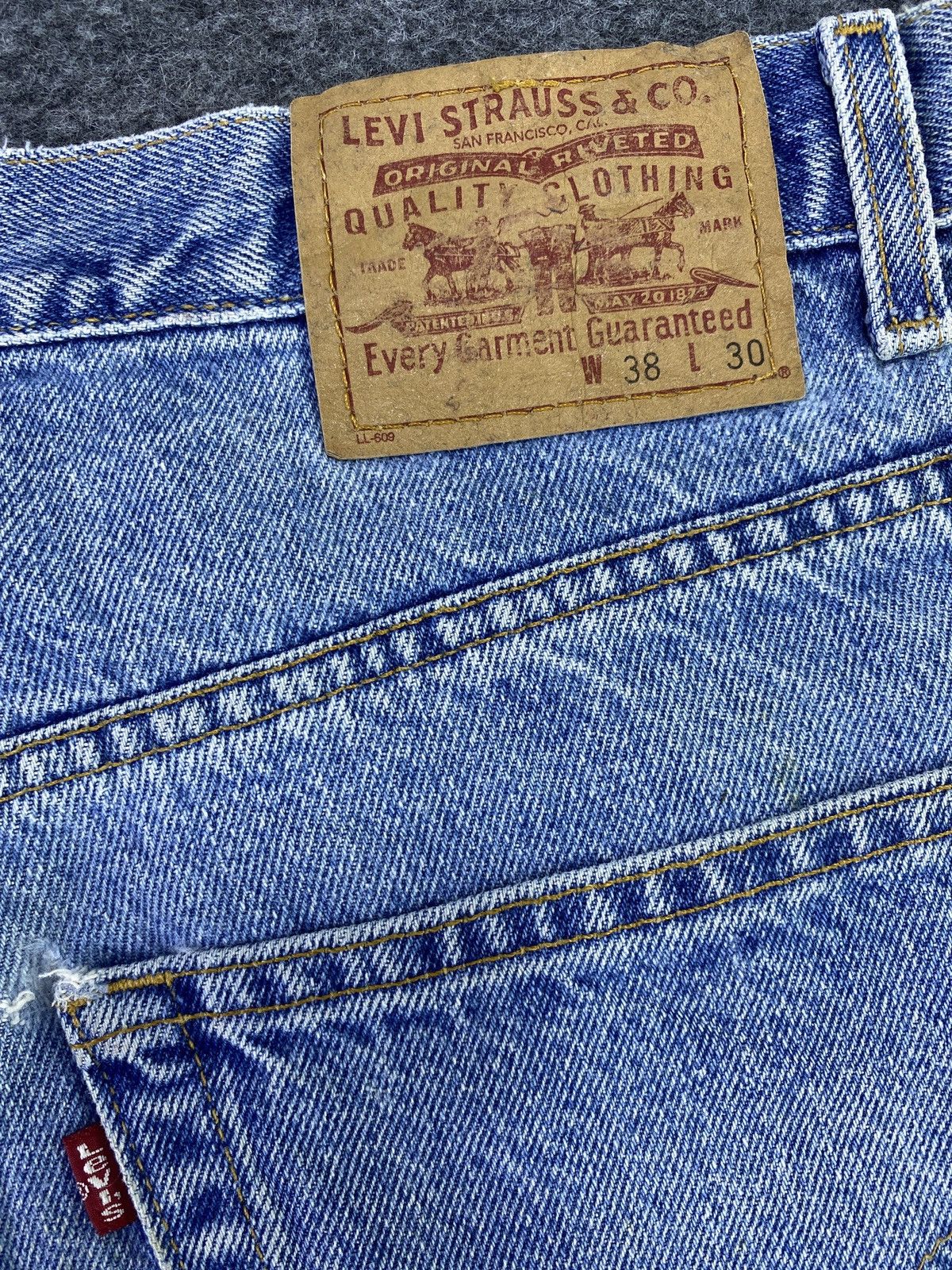 Levi's Vintage Levi's 901 Jeans Blue Wash 38x30 - J762 Size US 38 / EU 54 - 9 Thumbnail