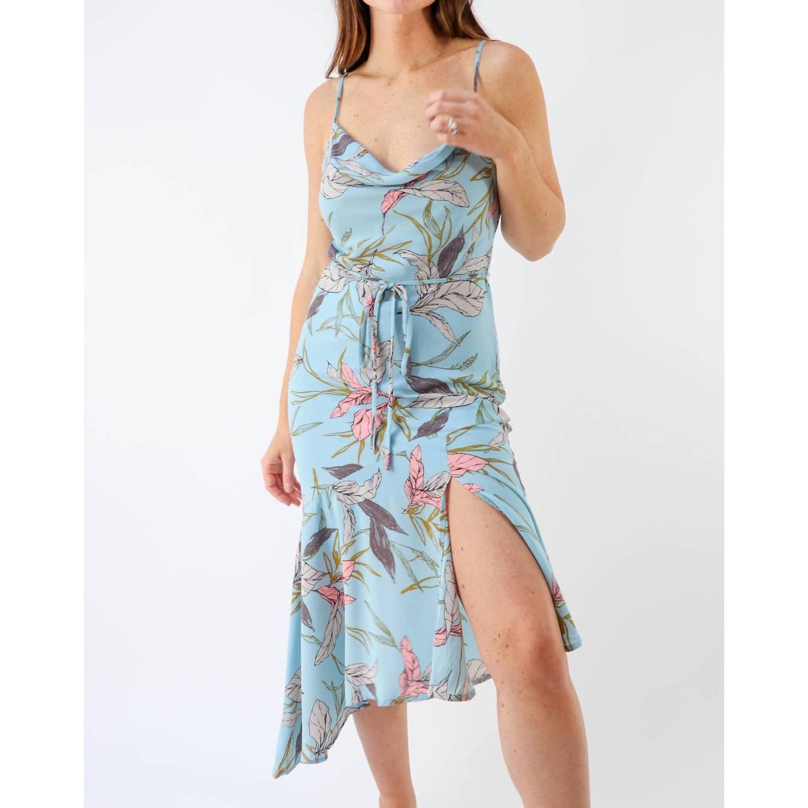 Essence Midi Dress -Pink