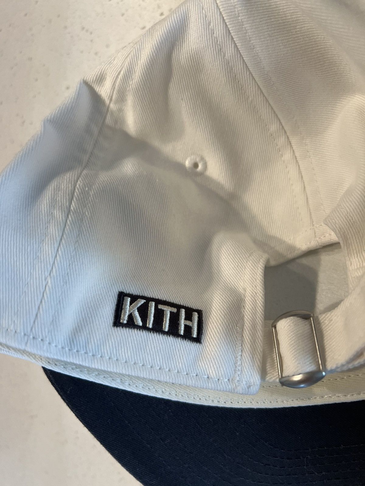 Kith Kith x Cocoa Puffs Logo Dad Hat Adjustable White Brown Size ONE SIZE - 4 Thumbnail